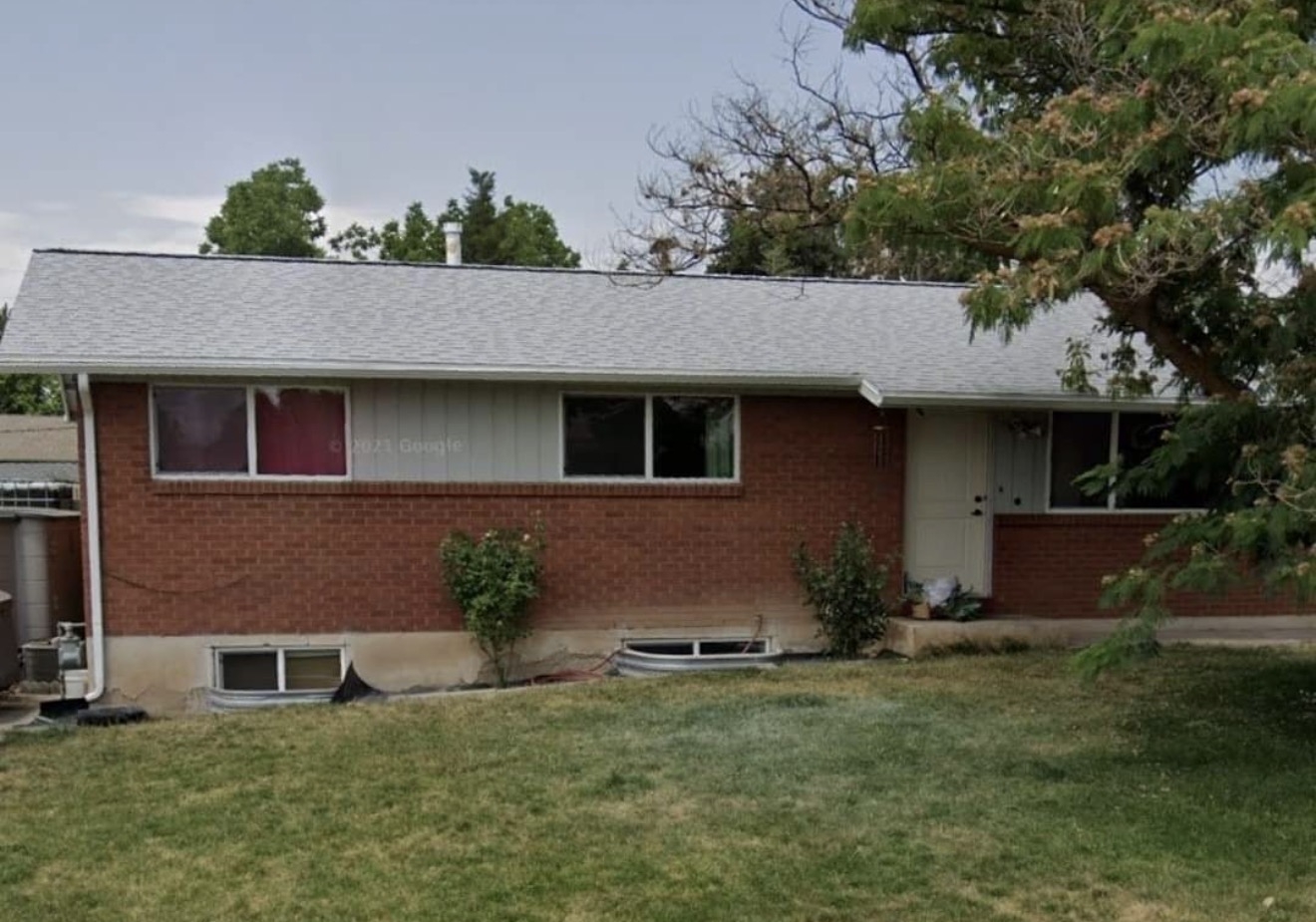 Layton House: 1349 E 275 N