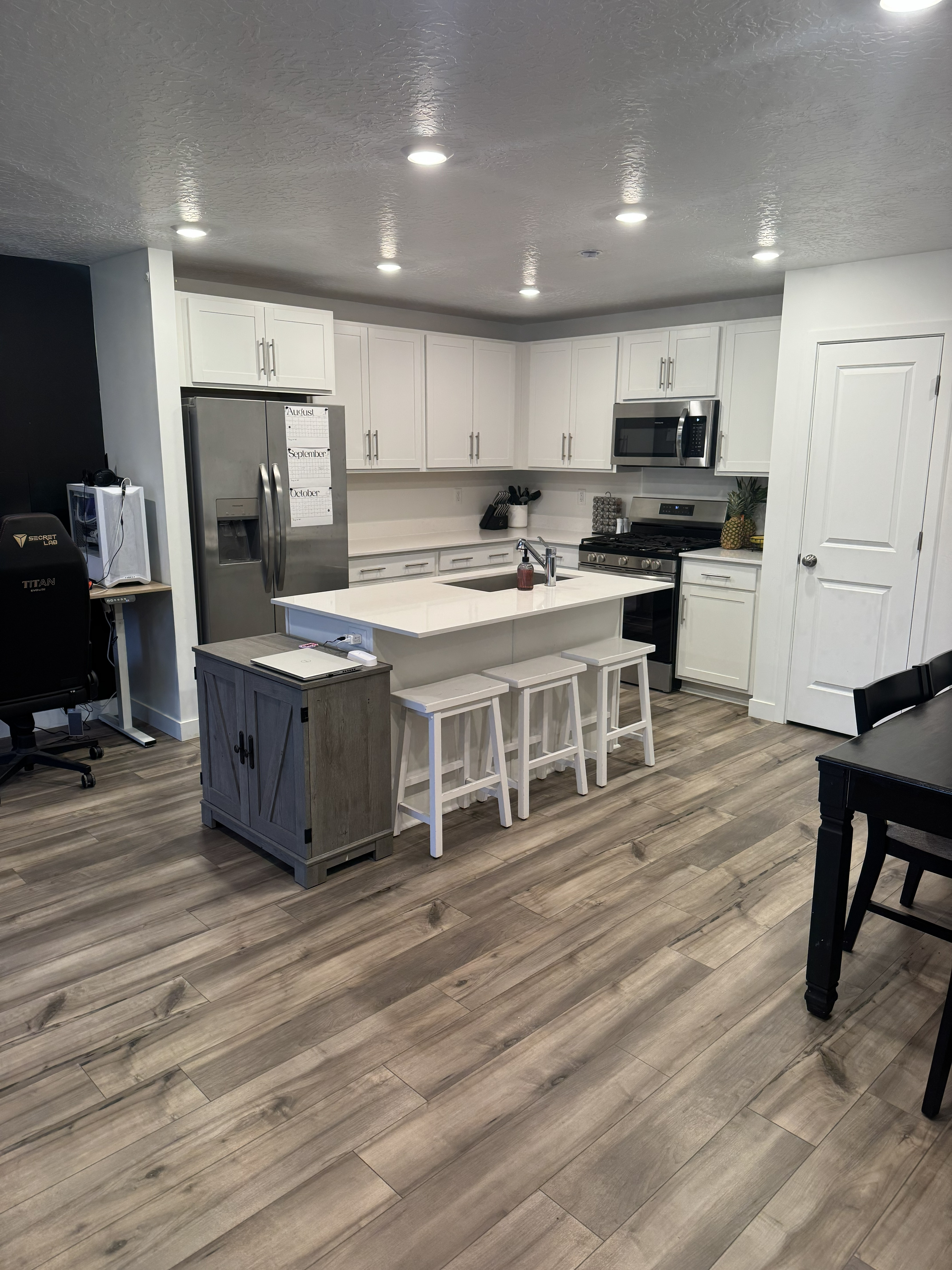 Eagle Mountain Townhome: 1805 E Rainbow Bridge Dr