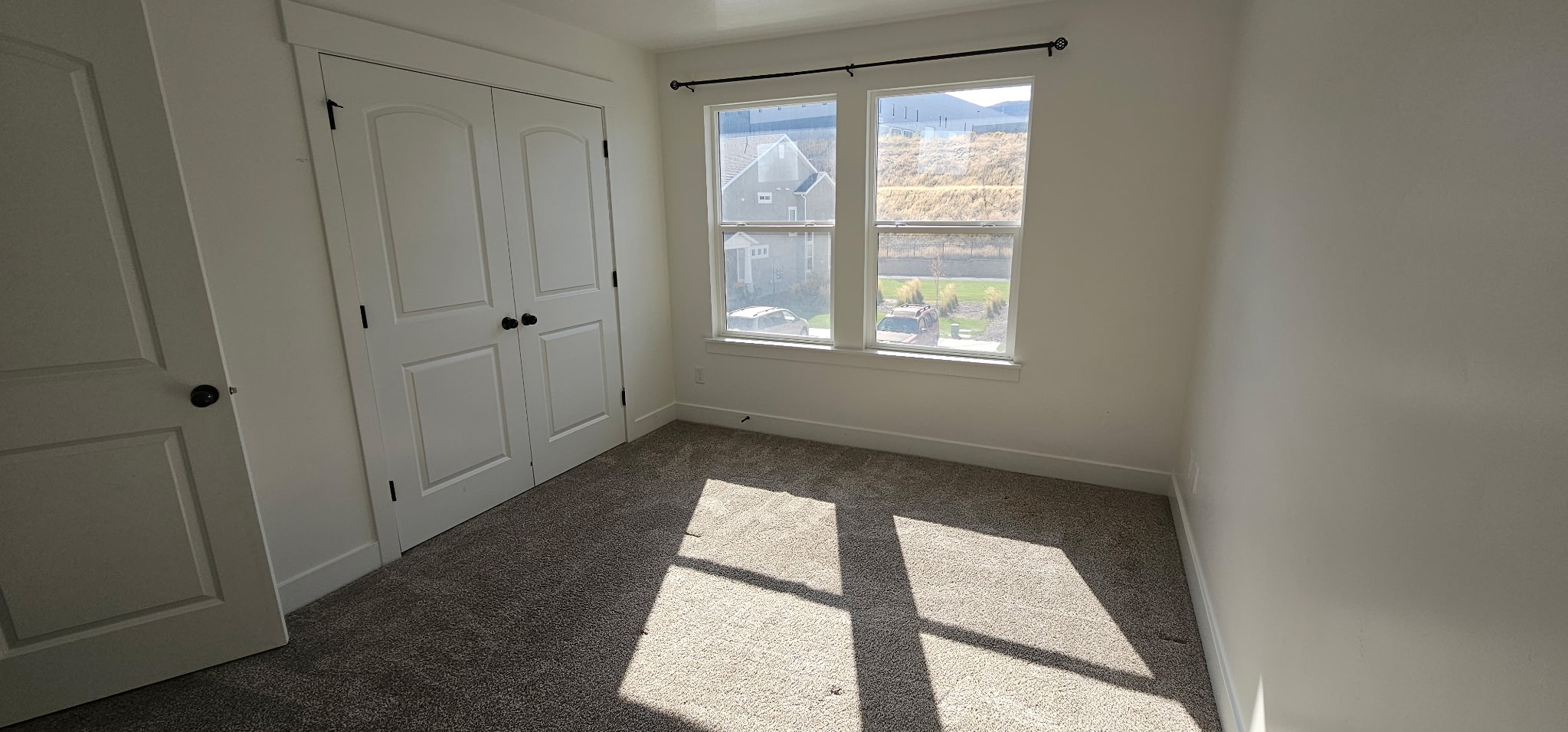 Bluffdale Single Room: 16163 S Truss Dr