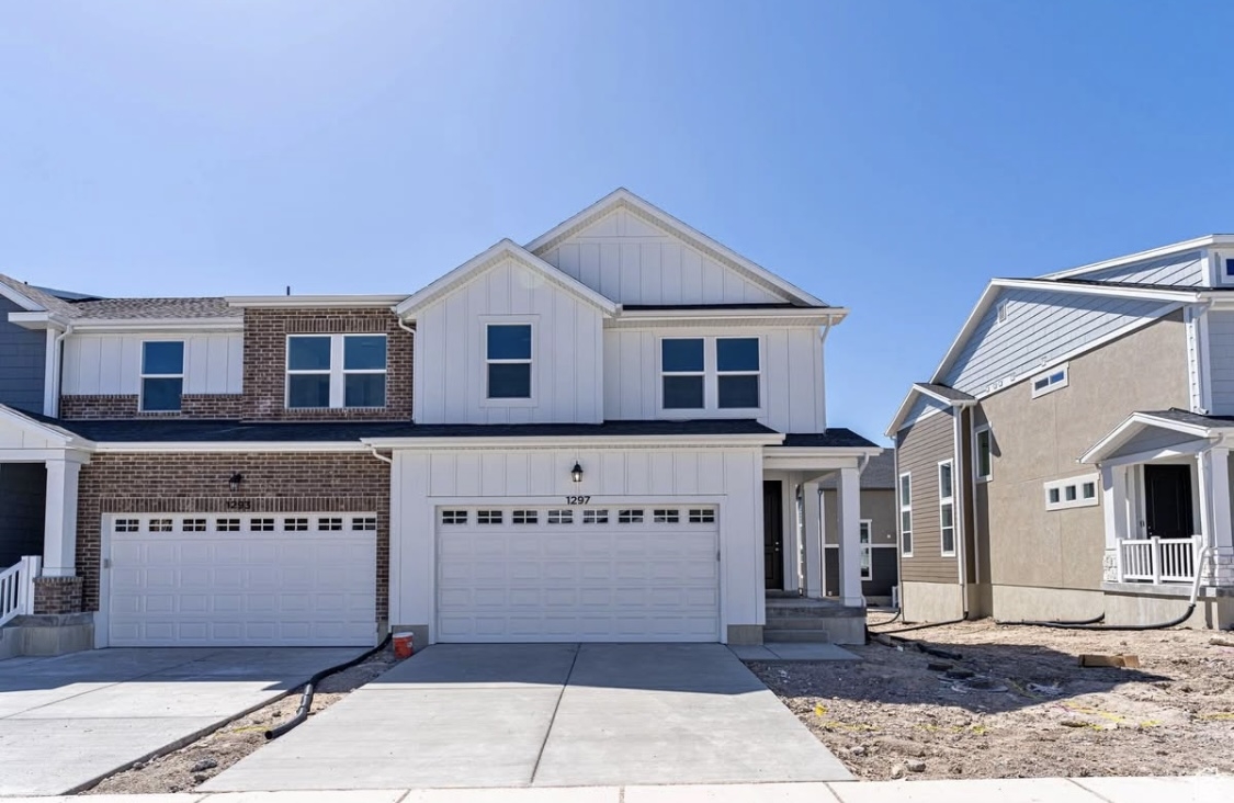 Saratoga Springs Townhome: 1297 W Dawes Way