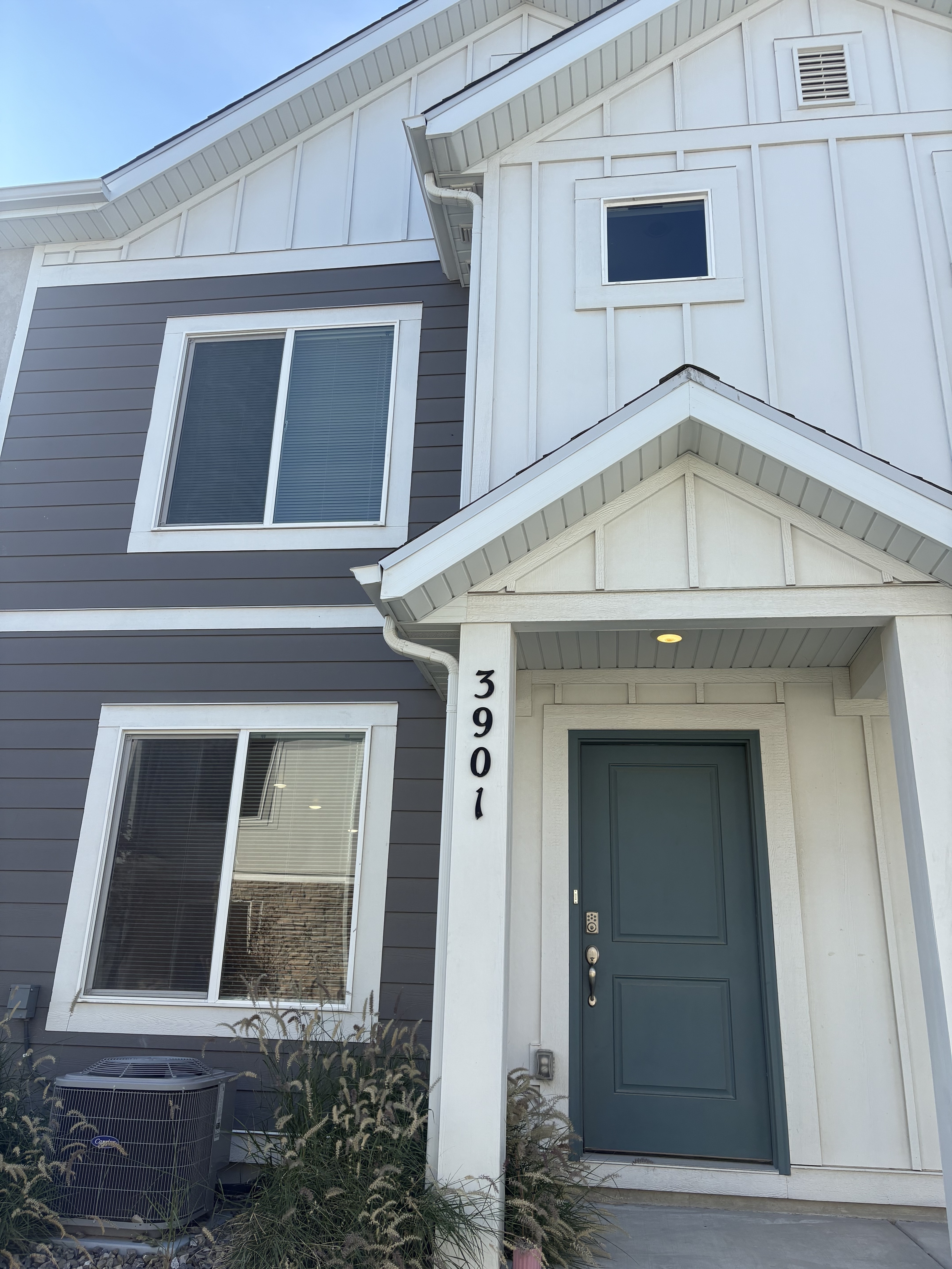 Magna Townhome: 3901 S Silver Bank Dr
