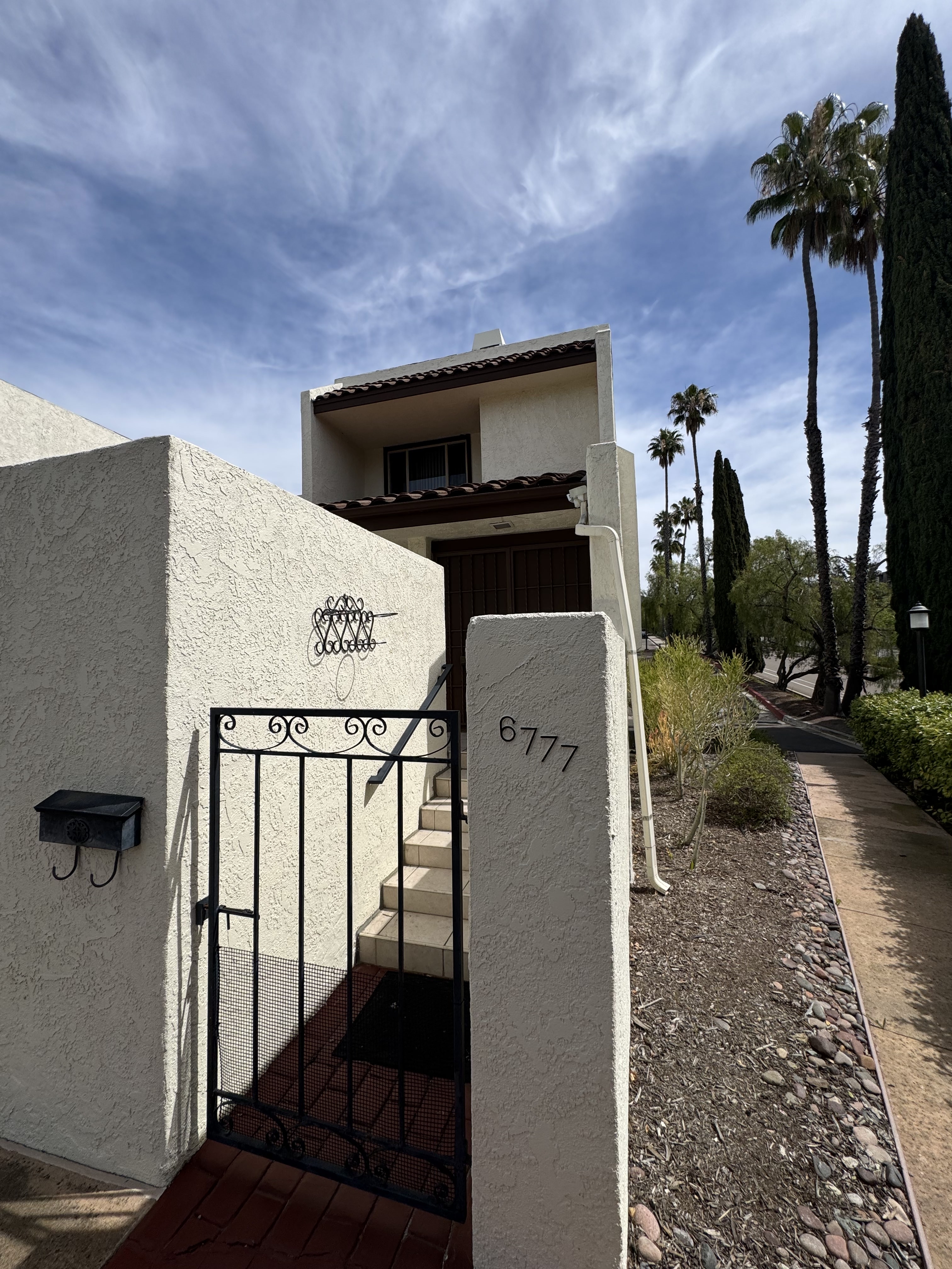 San Diego Townhome: 6777 Caminito del Greco