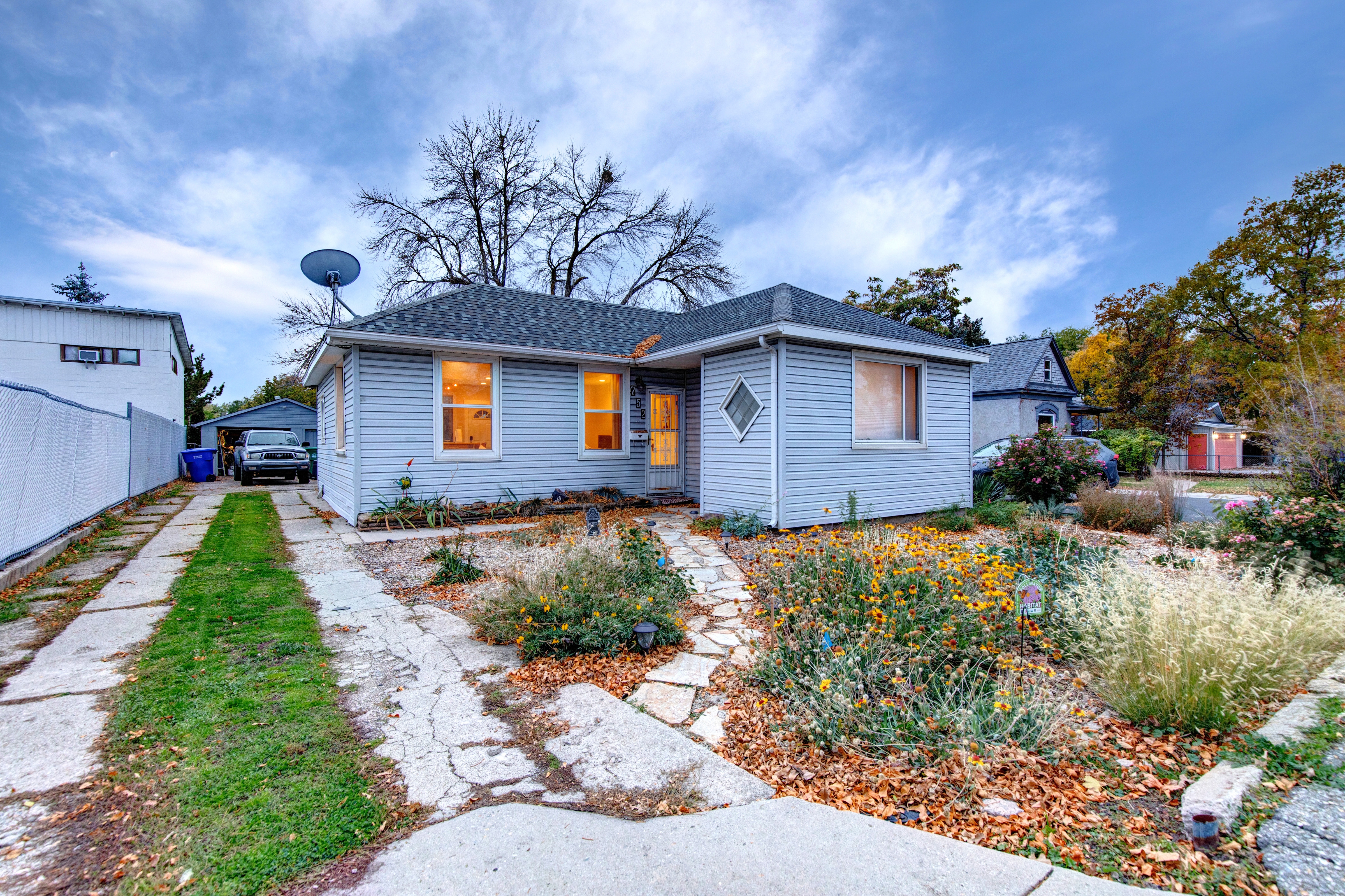 Salt Lake City House: 752 E Parker Ln