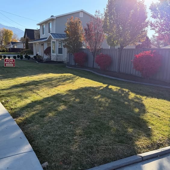 Lehi House: 112 E 300 S