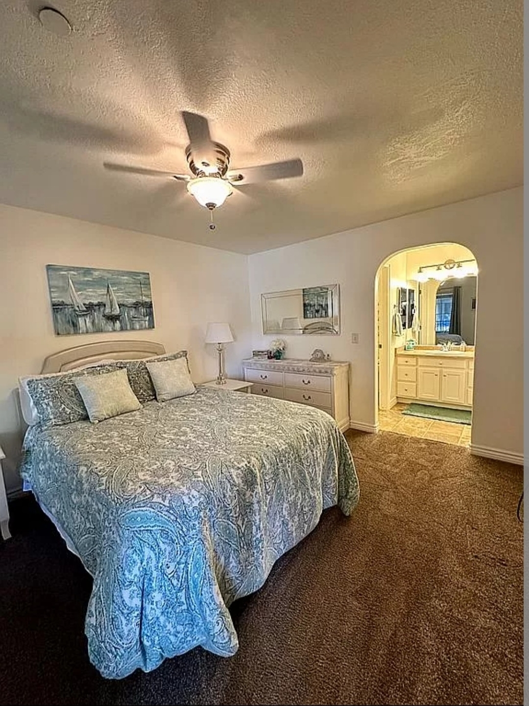 Pleasant Grove Sublease or Student Contract: 1195 W Dallin Dr