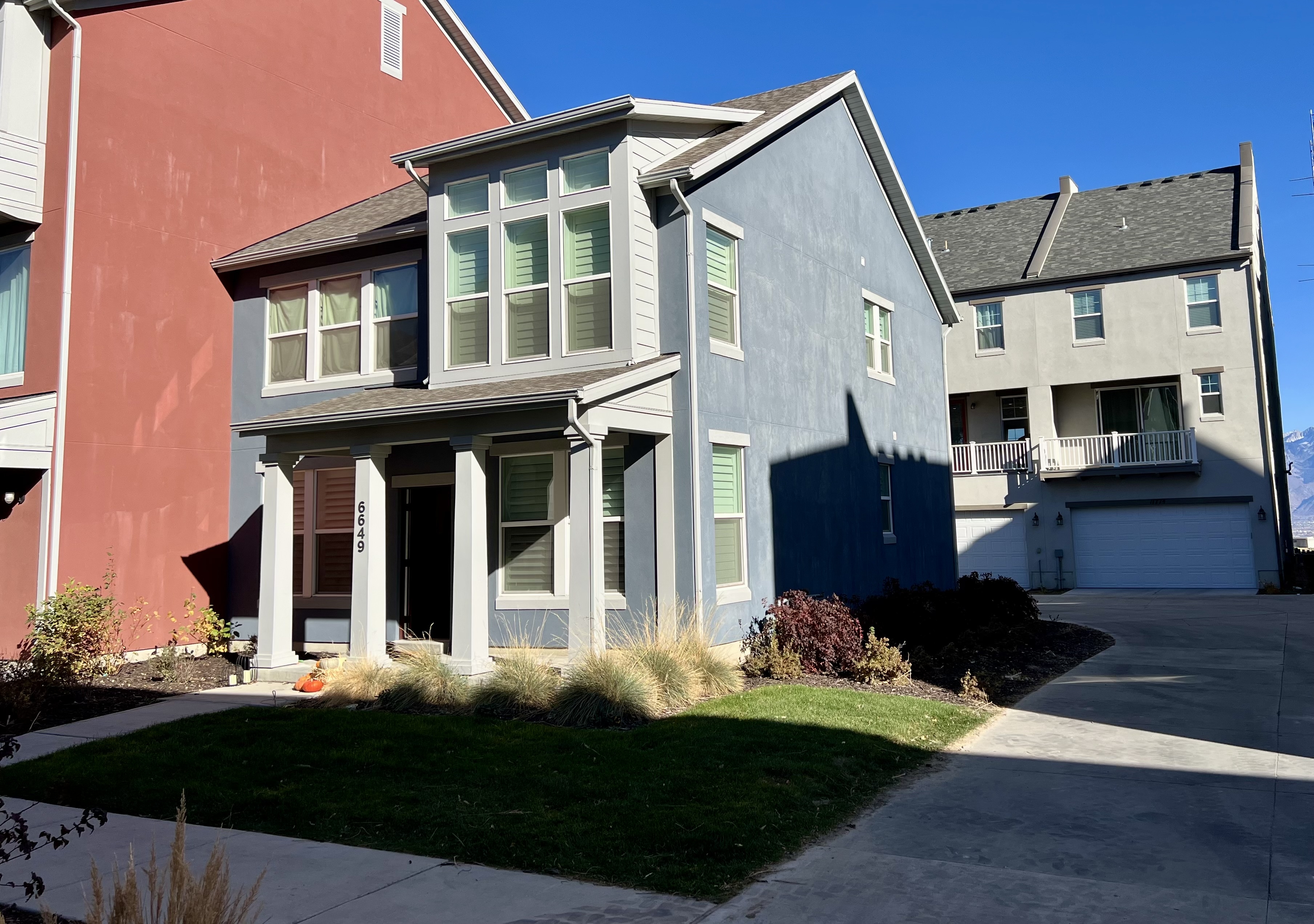 South Jordan Townhome: 6649 W Skip Rock Rd