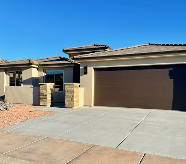 Ivins House: 617 S Lantana Way
