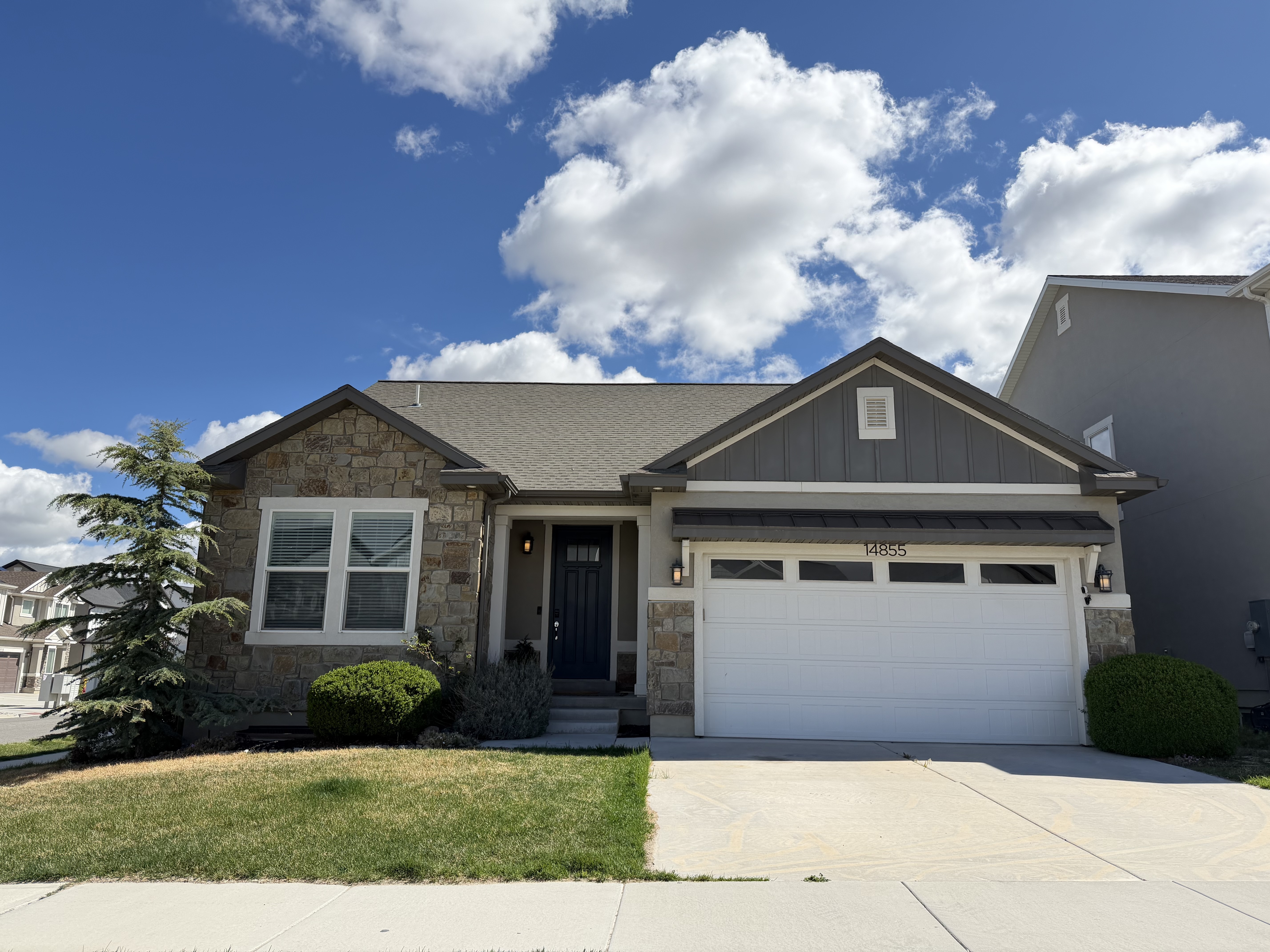 Riverton House: 14855 S Rutledge Rd