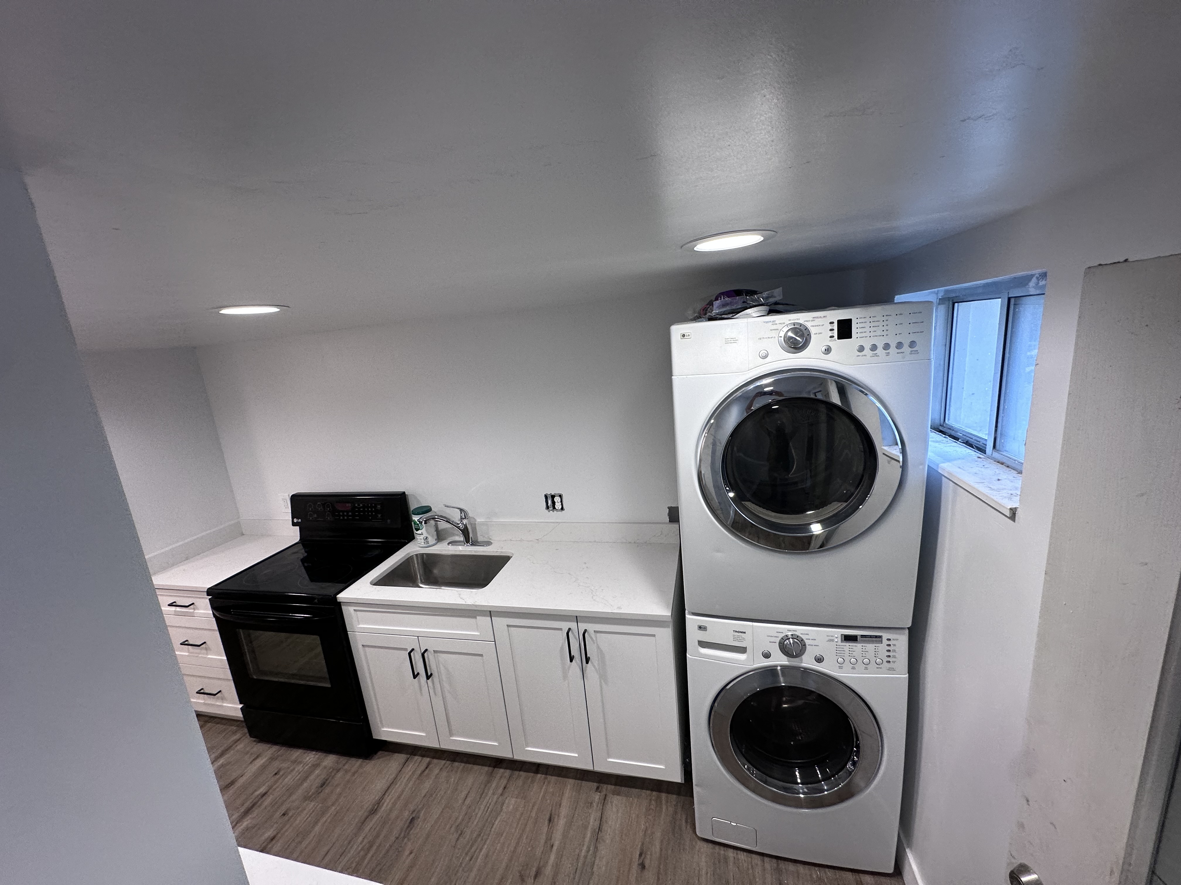 Highland In-Law/Basement: 9916 N 6800 W