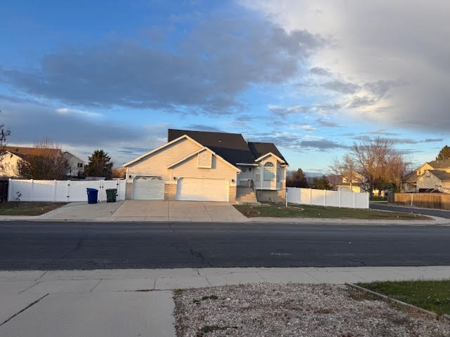 West Valley City House: 2010 W Apple Farms Rd