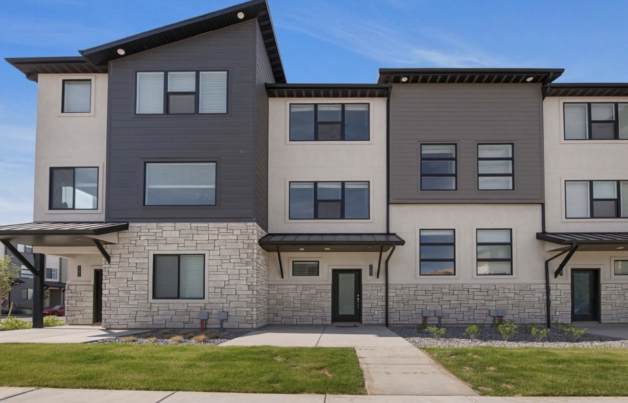 American Fork Townhome: 763 W Bronze Leaf Rd
