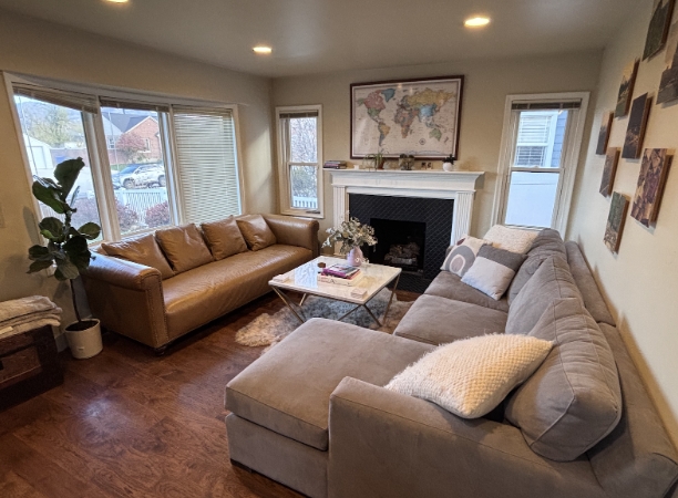 Salt Lake City House: 1598 E 2700 S