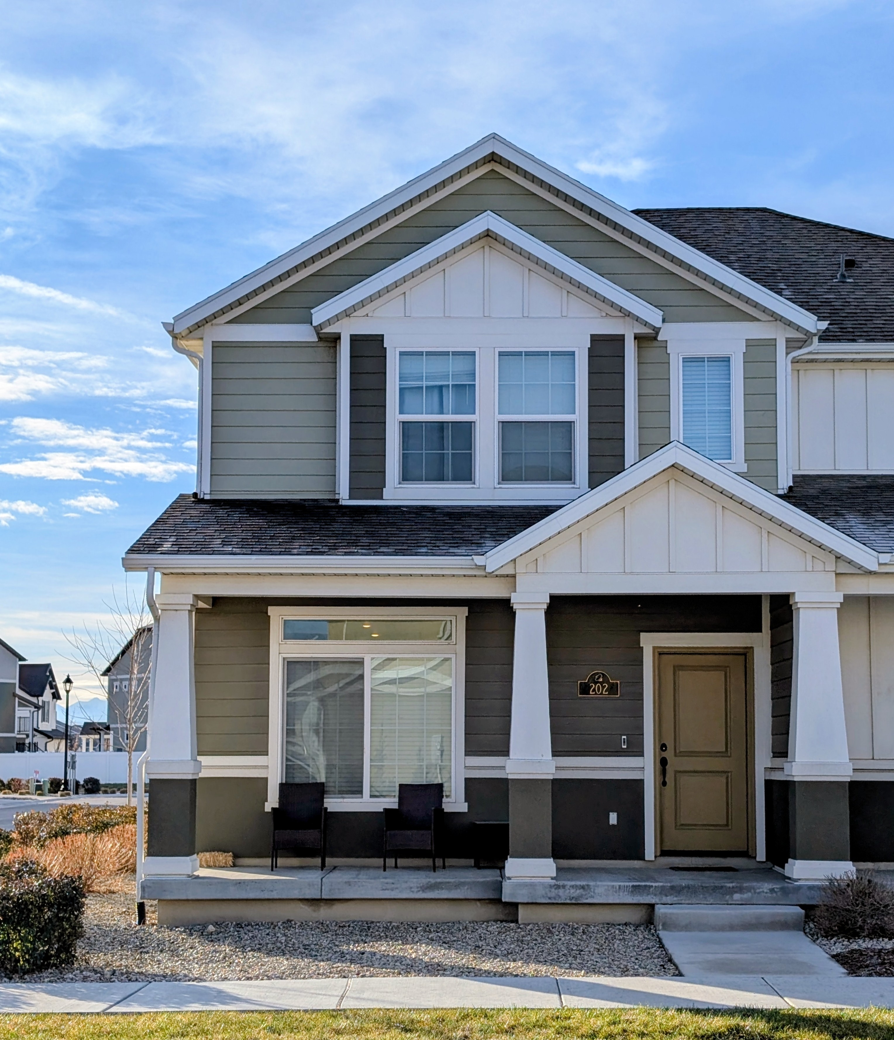 Saratoga Springs Townhome: 202 E Hamilton Row