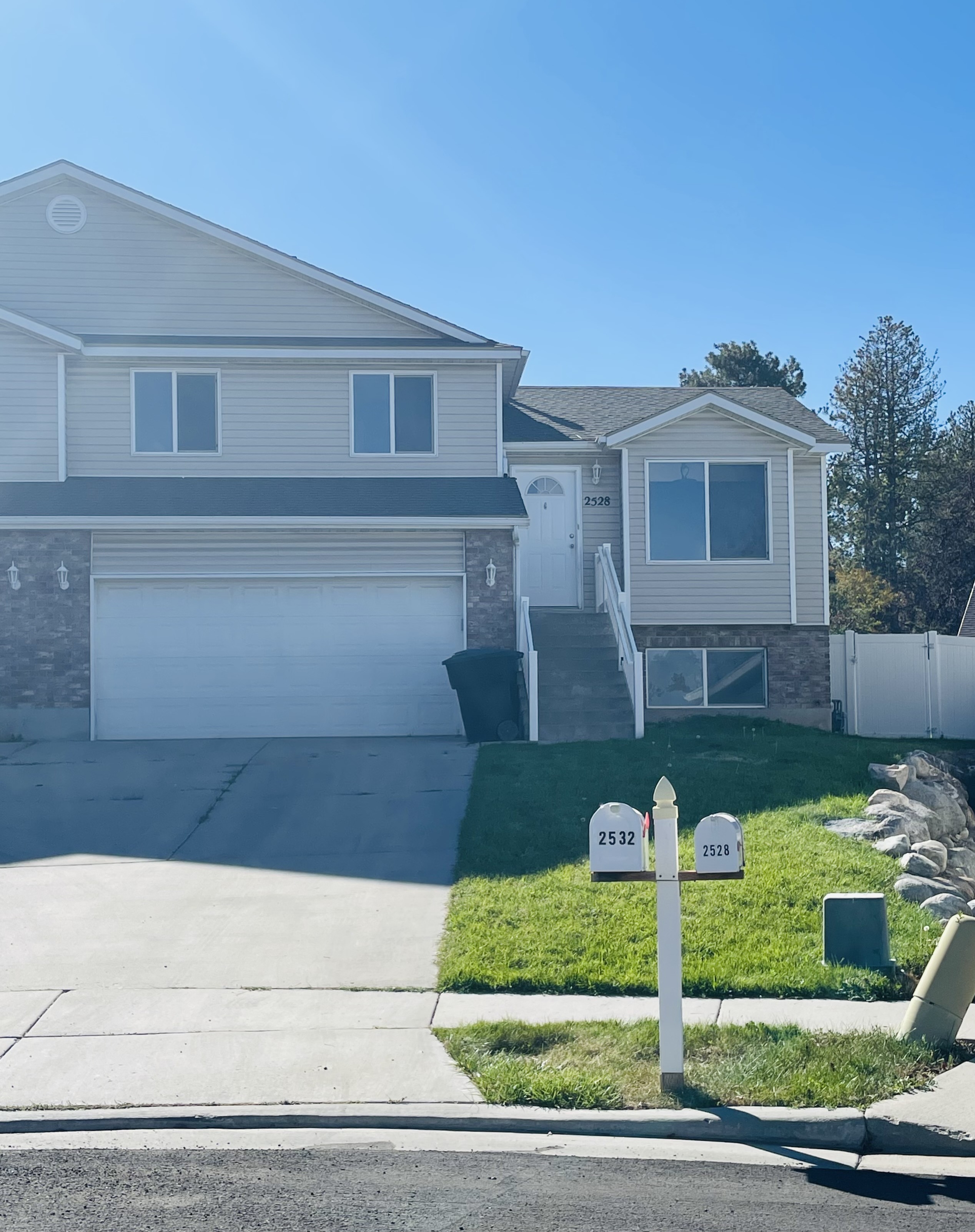 Salt Lake City House: 2528 E Hillside Village Ct