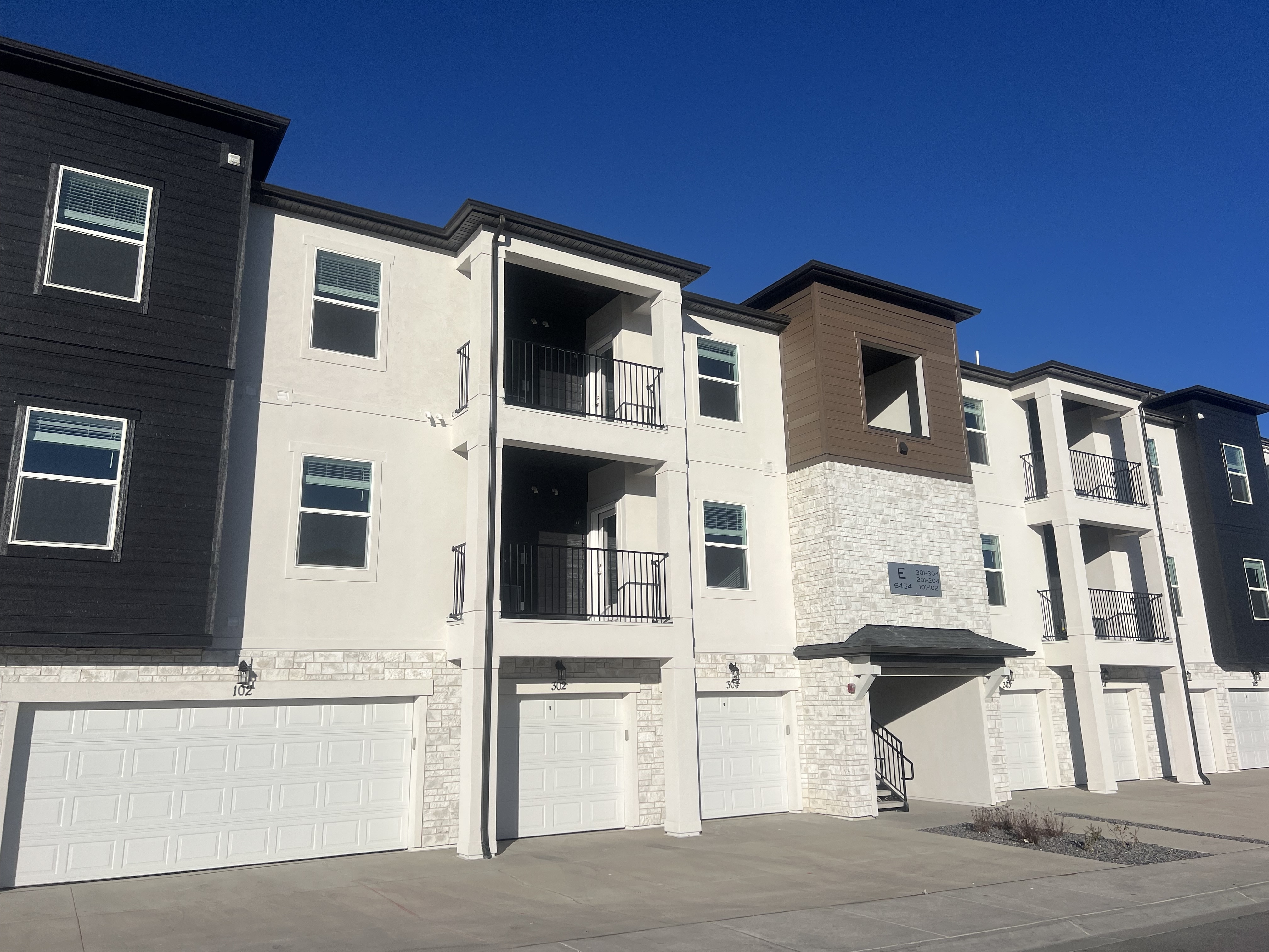 Herriman Condo: 6454 W Pinnacle Peak Ln