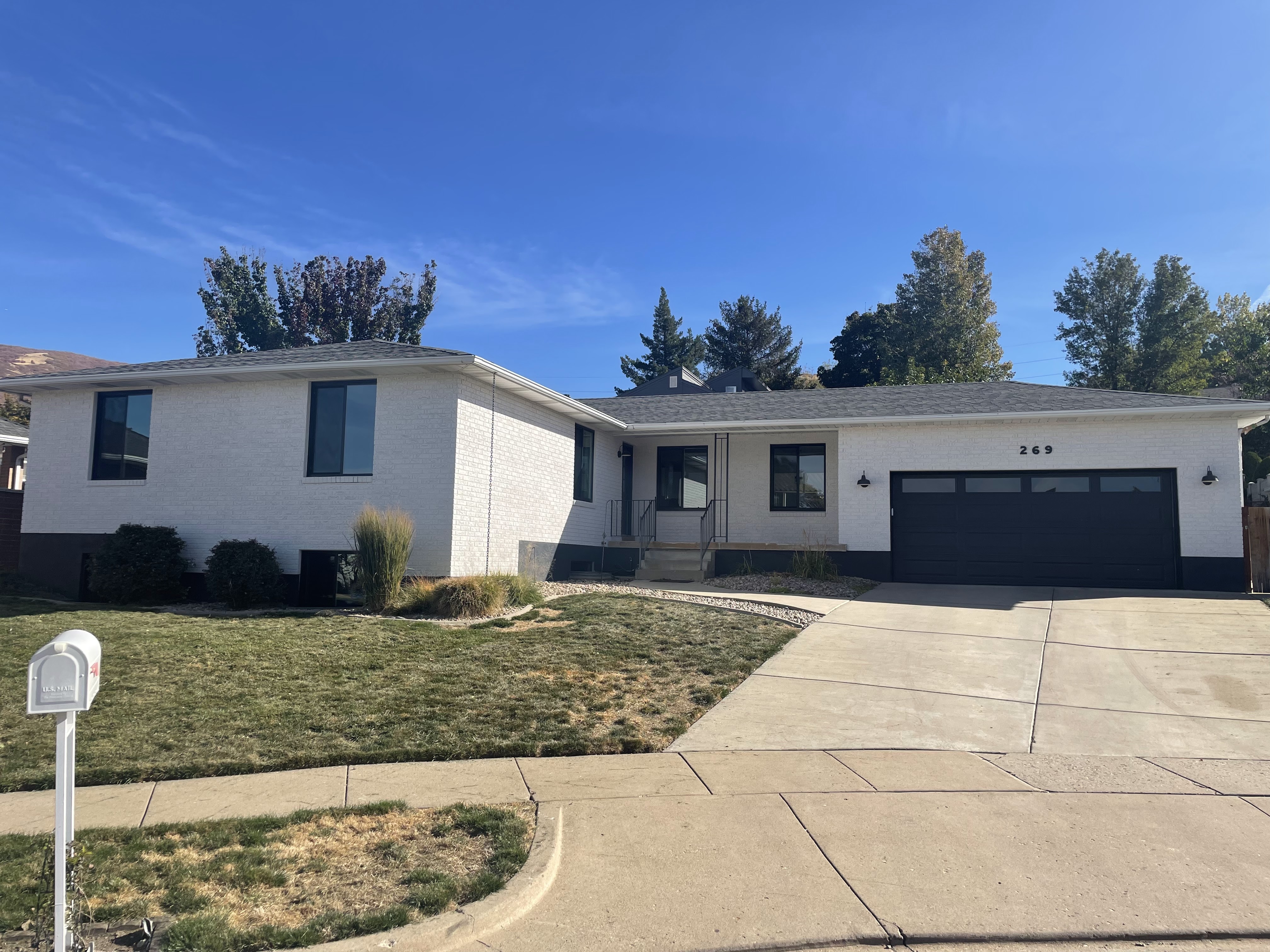 Bountiful House: 269 Shari Cir