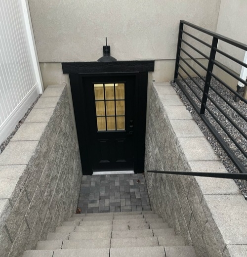 Lindon In-Law/Basement: 1413 W Valley Dr