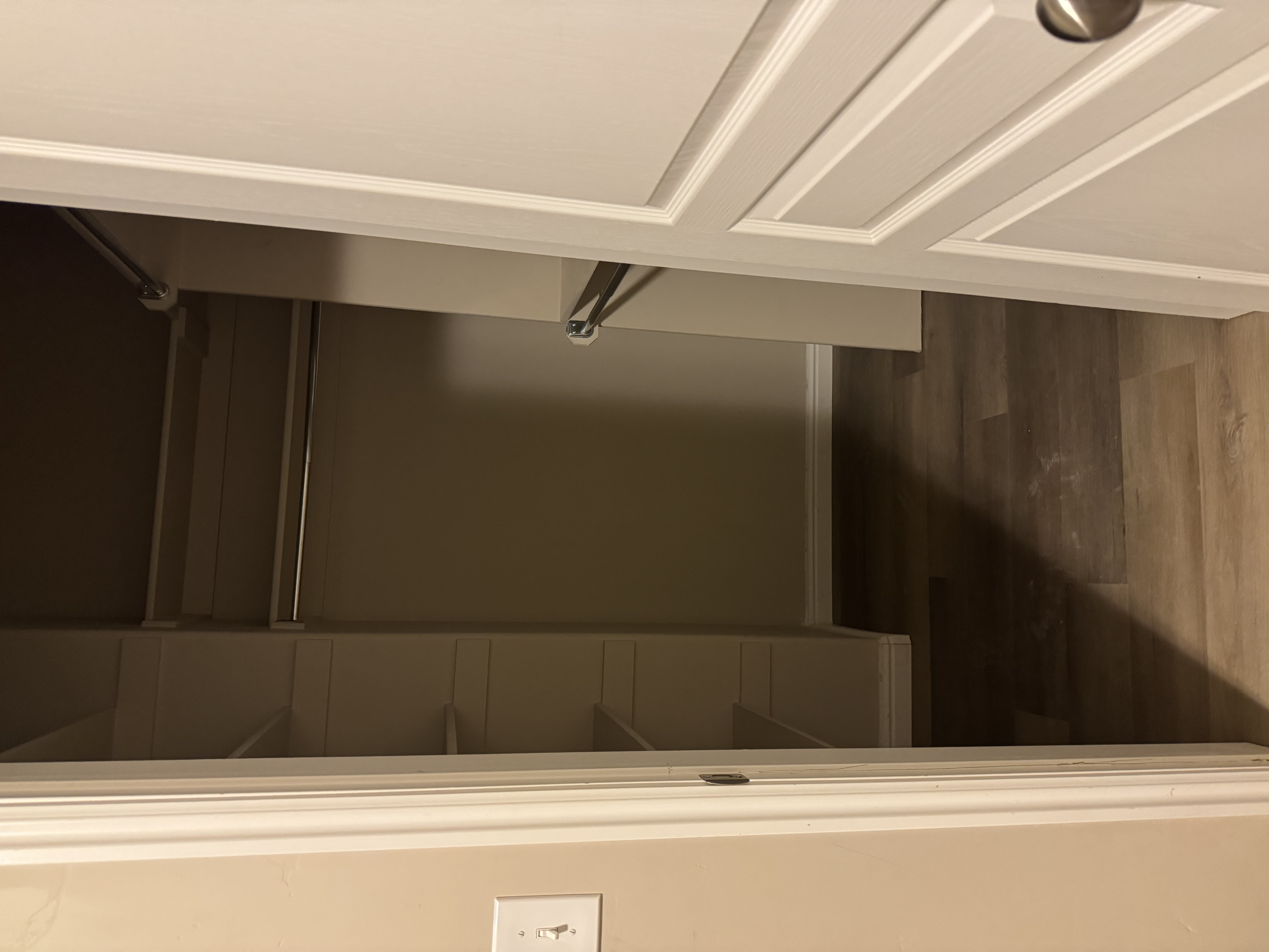 South Jordan House: 10208 S Petaluma Way