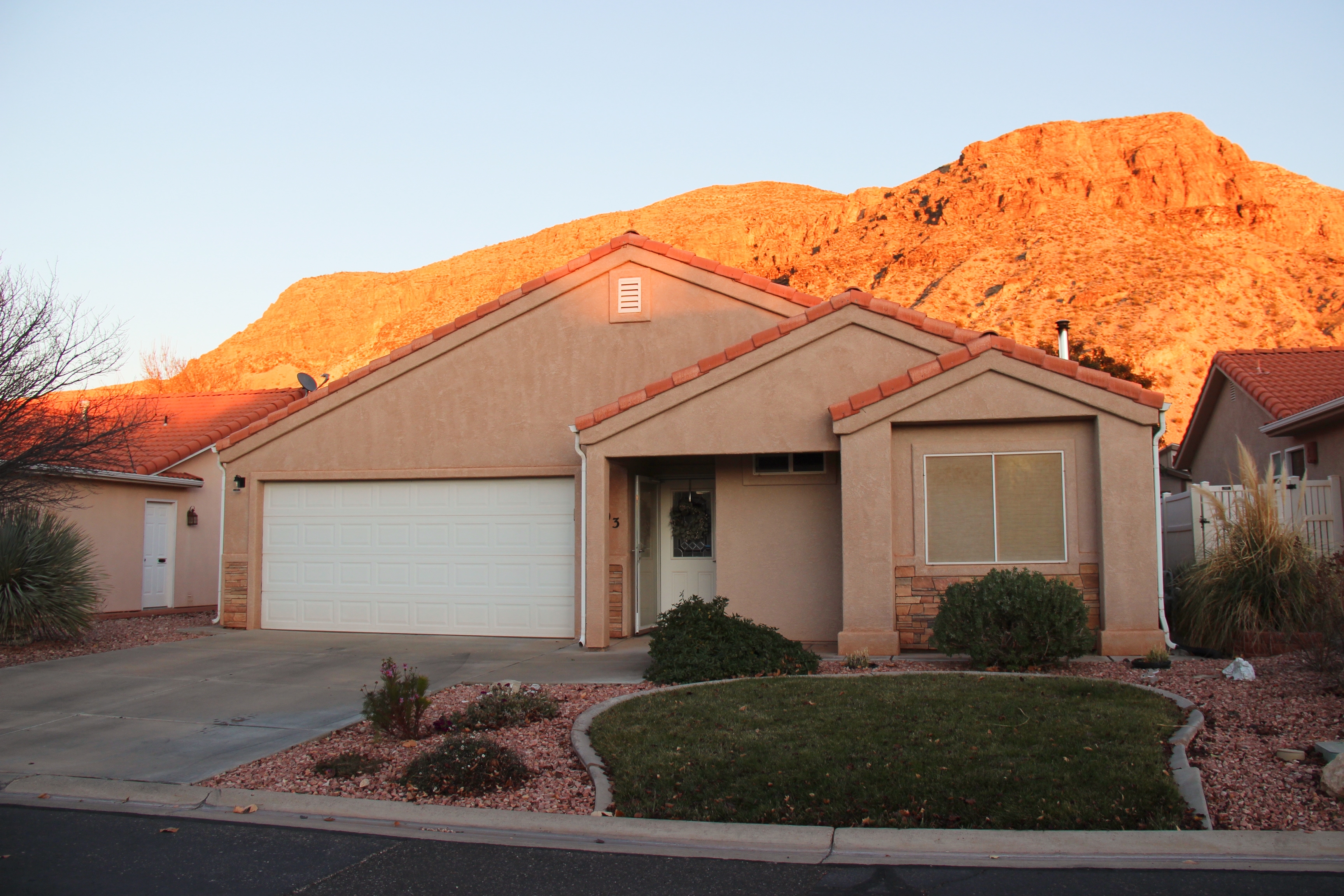 Hurricane House: 2393 S 725 W