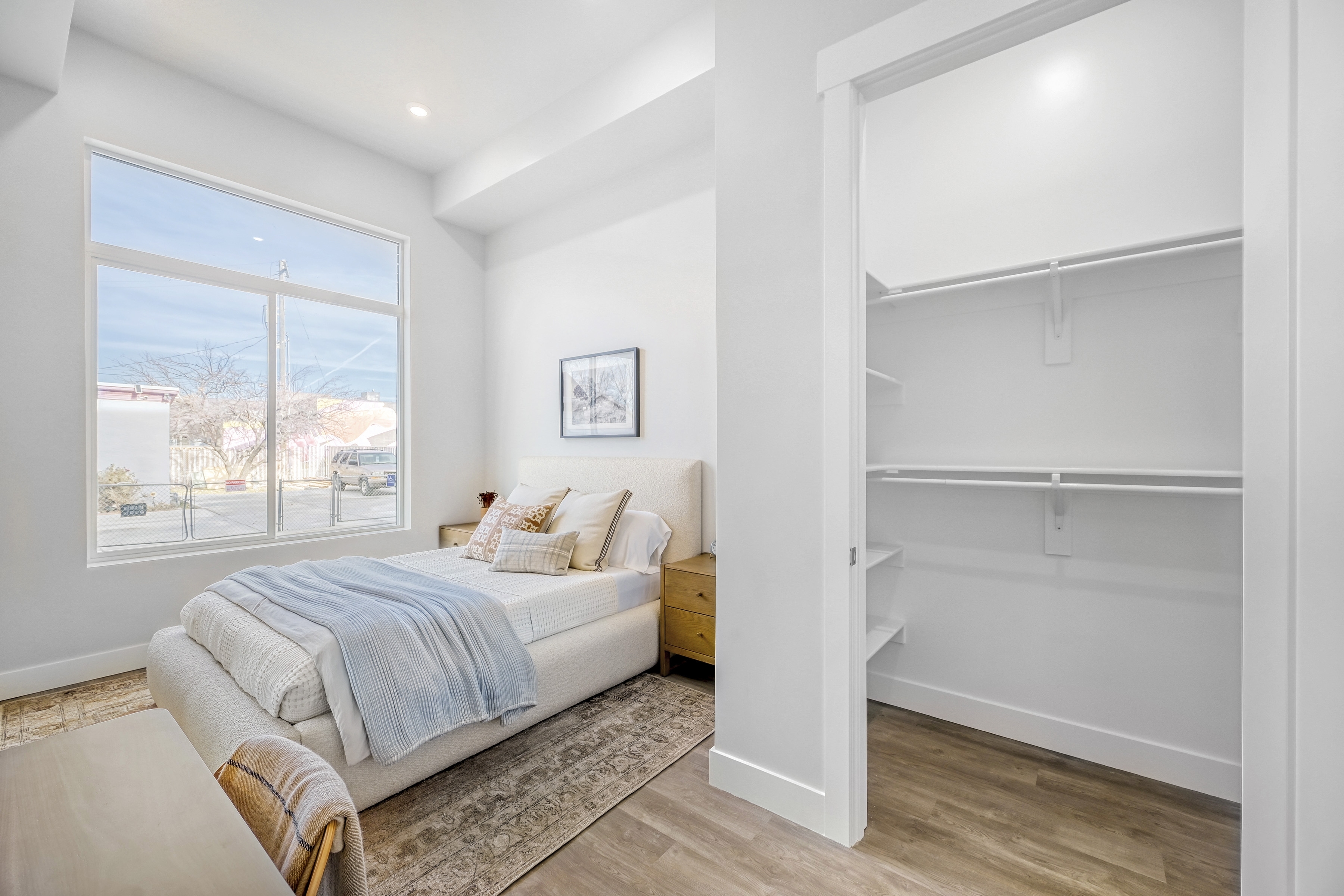 Midvale Apartment: 7592 S Main St