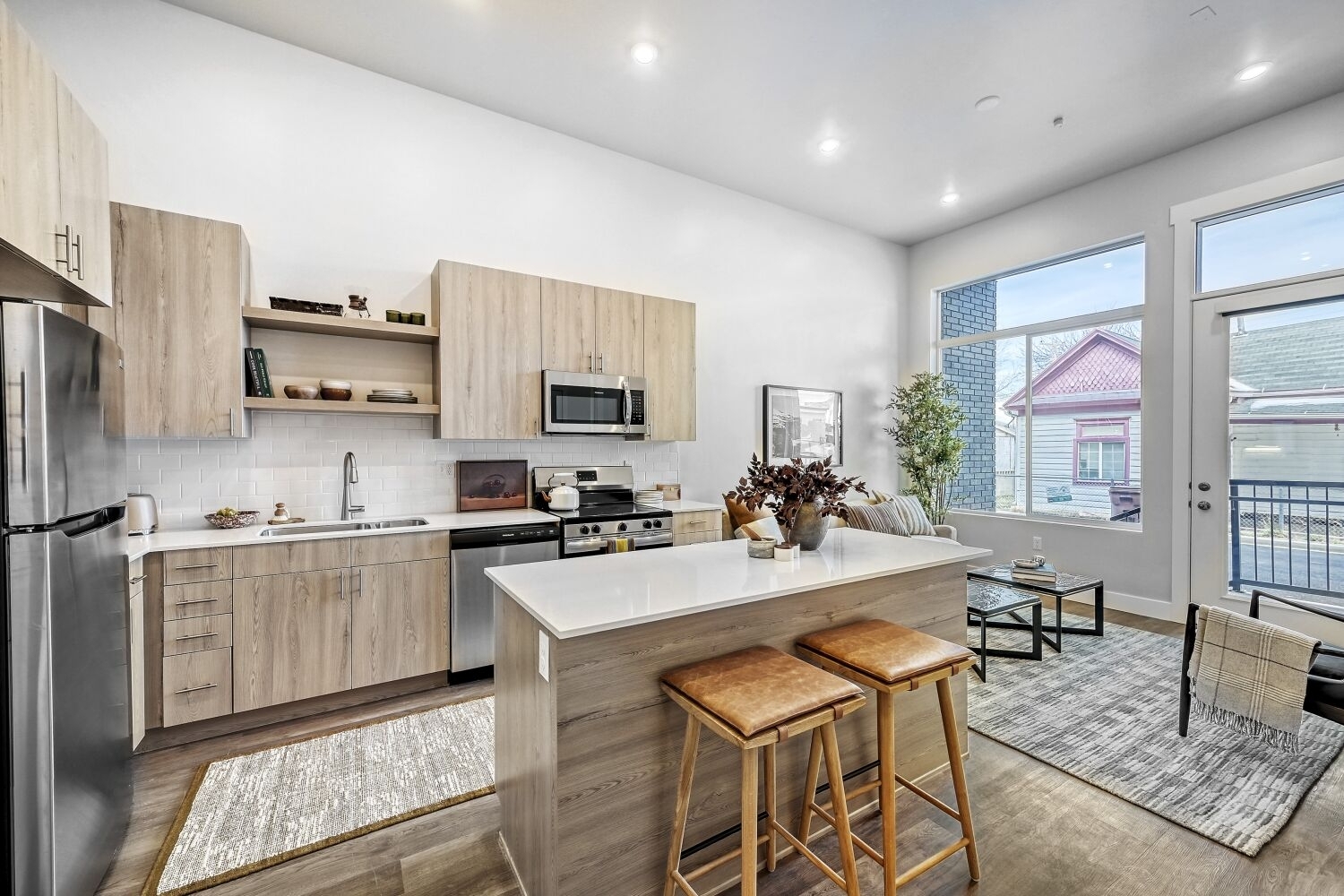 Midvale Apartment: 7592 S Main St