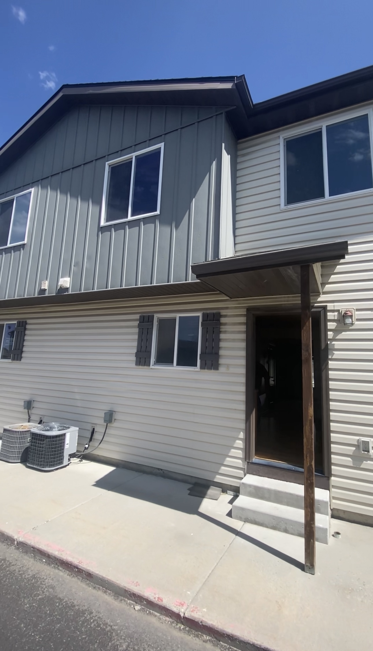 Rexburg Townhome: 554 Sunflower Rd