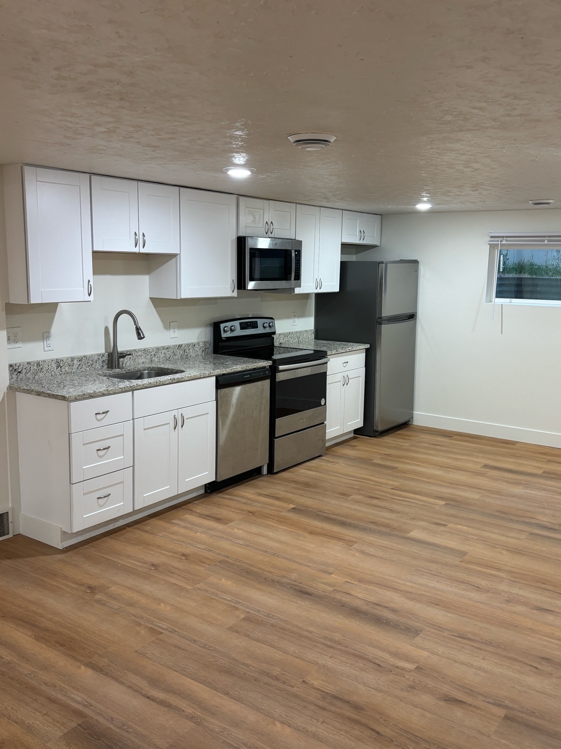 Salt Lake City In-Law/Basement: 734 N Catherine St