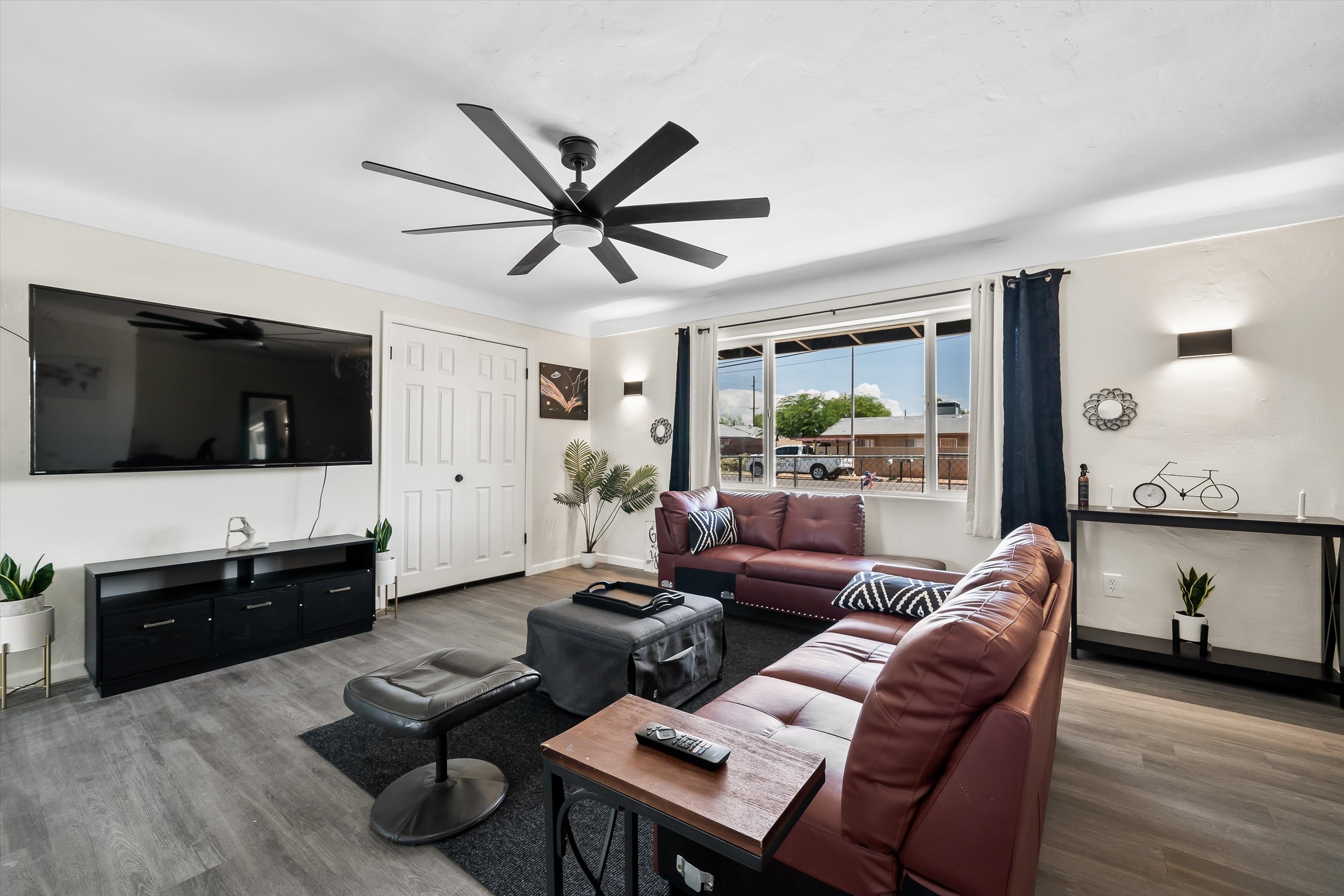 Tucson House: 5657 E 26th St