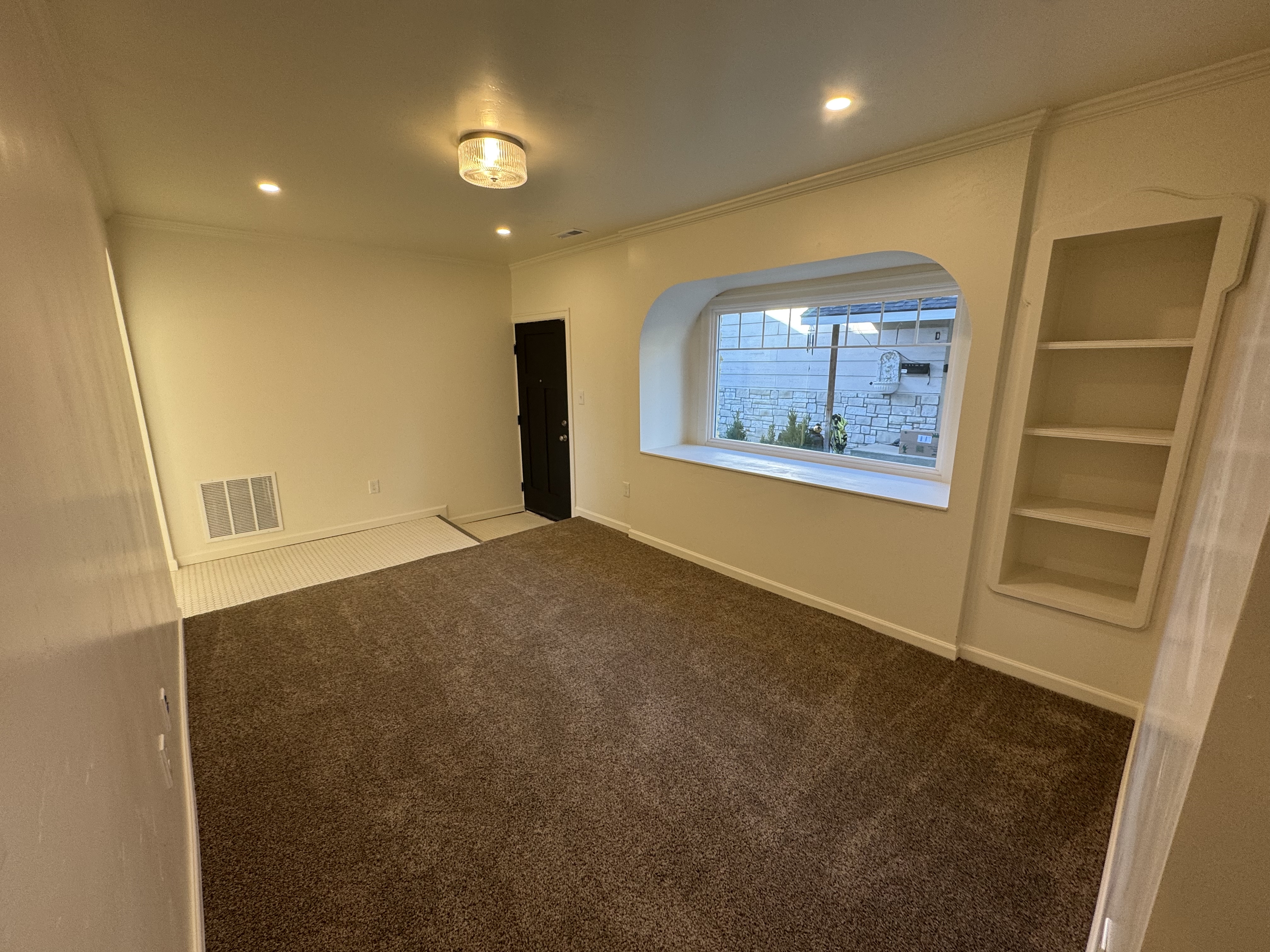 Logan Multiplex: 528 N 500 E