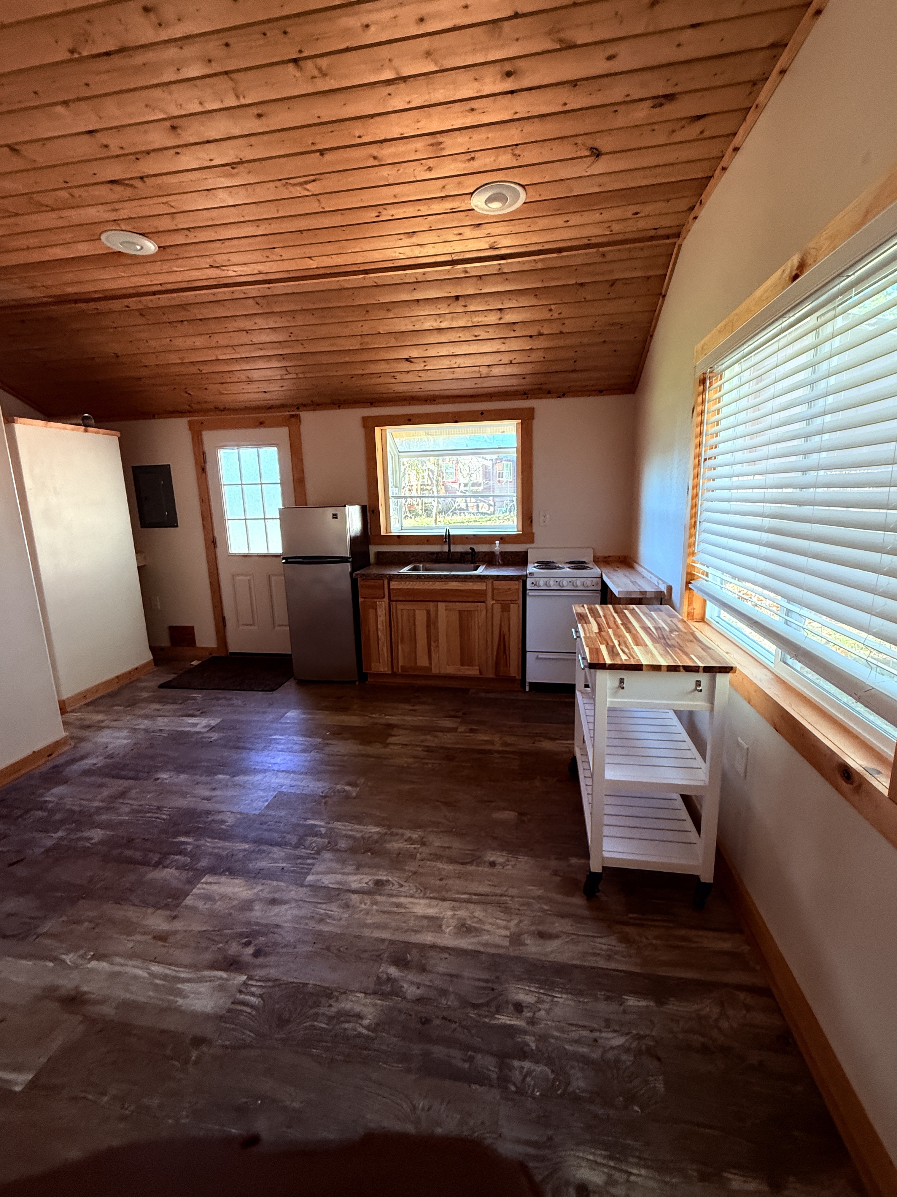 Eagle Creek In-Law/Basement: 38425 SE Kitzmiller Rd