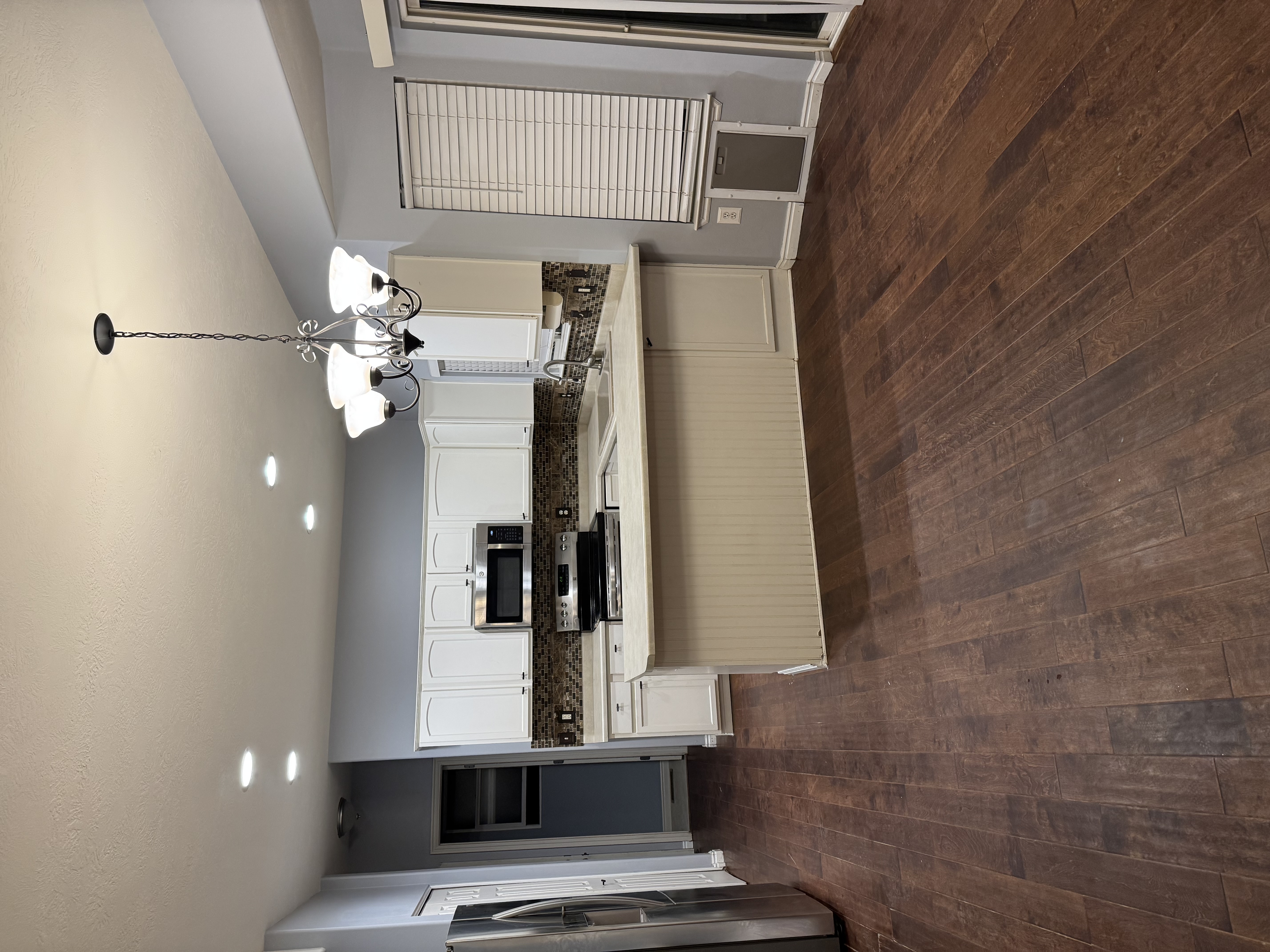 West Jordan House: 6466 W Pin Oak Dr