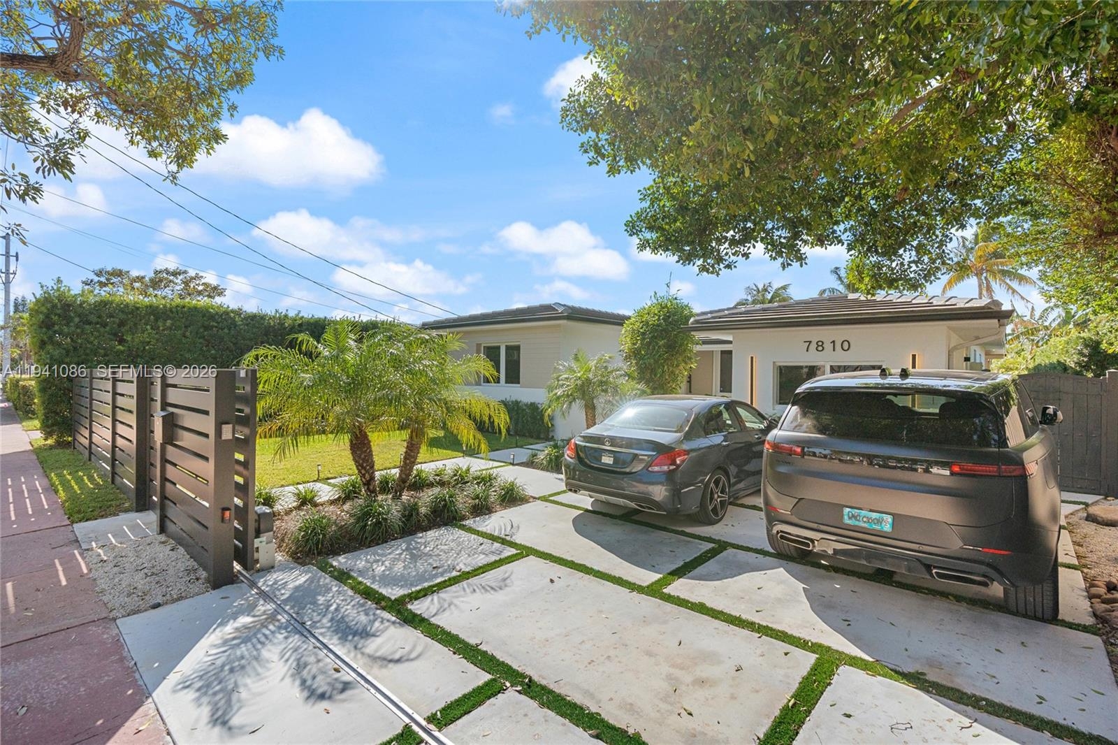 Miami Beach House: 7810 Hawthorne Ave