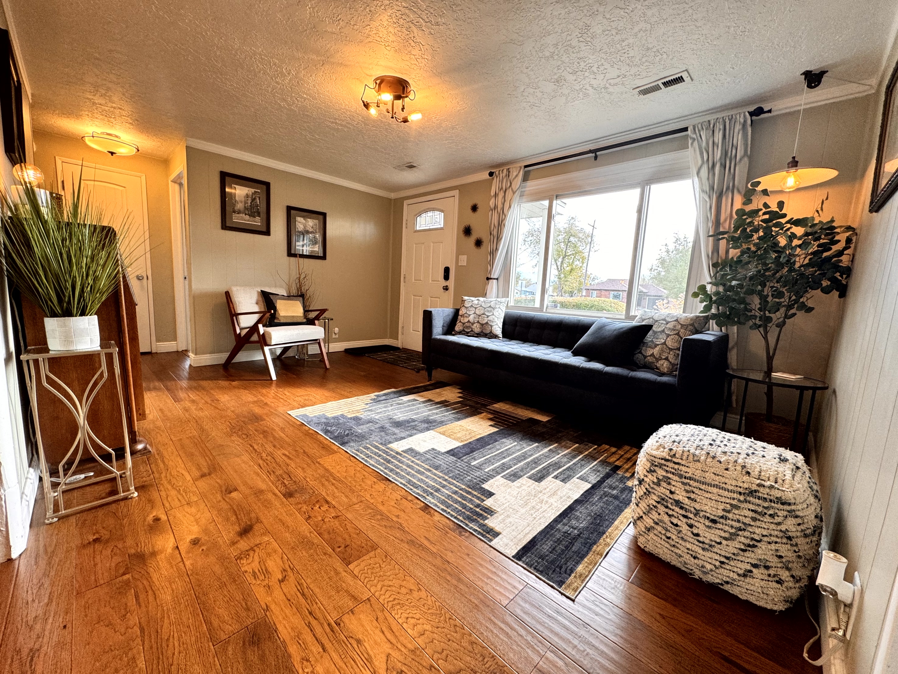 Salt Lake City House: 812 W 600 N