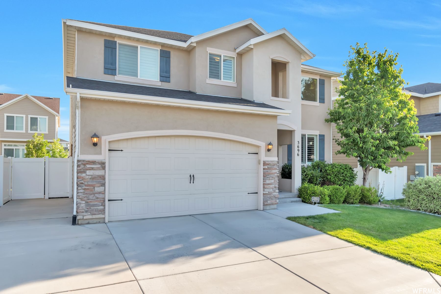 South Jordan House: 3696 W Falcon Meadow Way