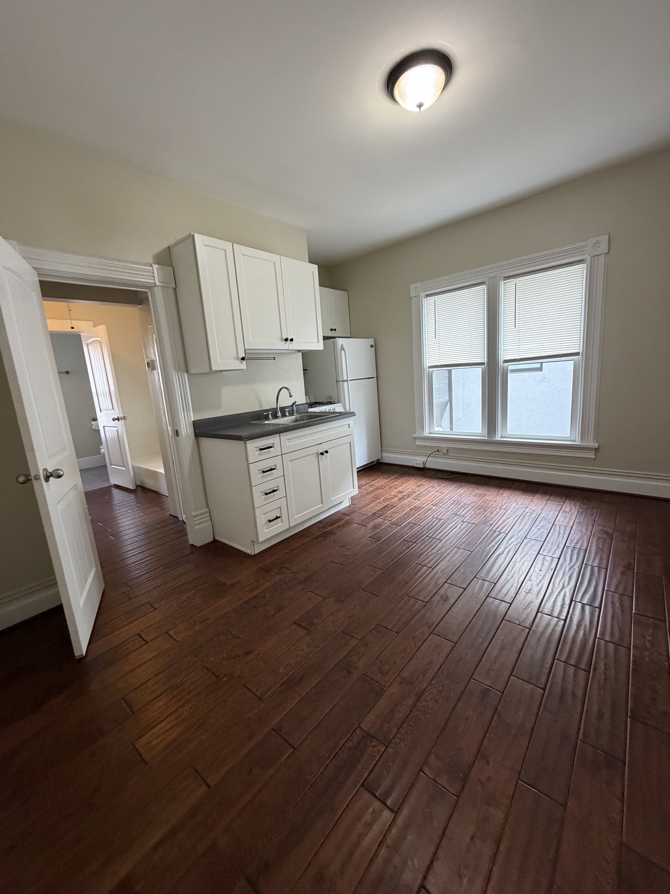 Salt Lake City Apartment: 483 E 1st Ave
