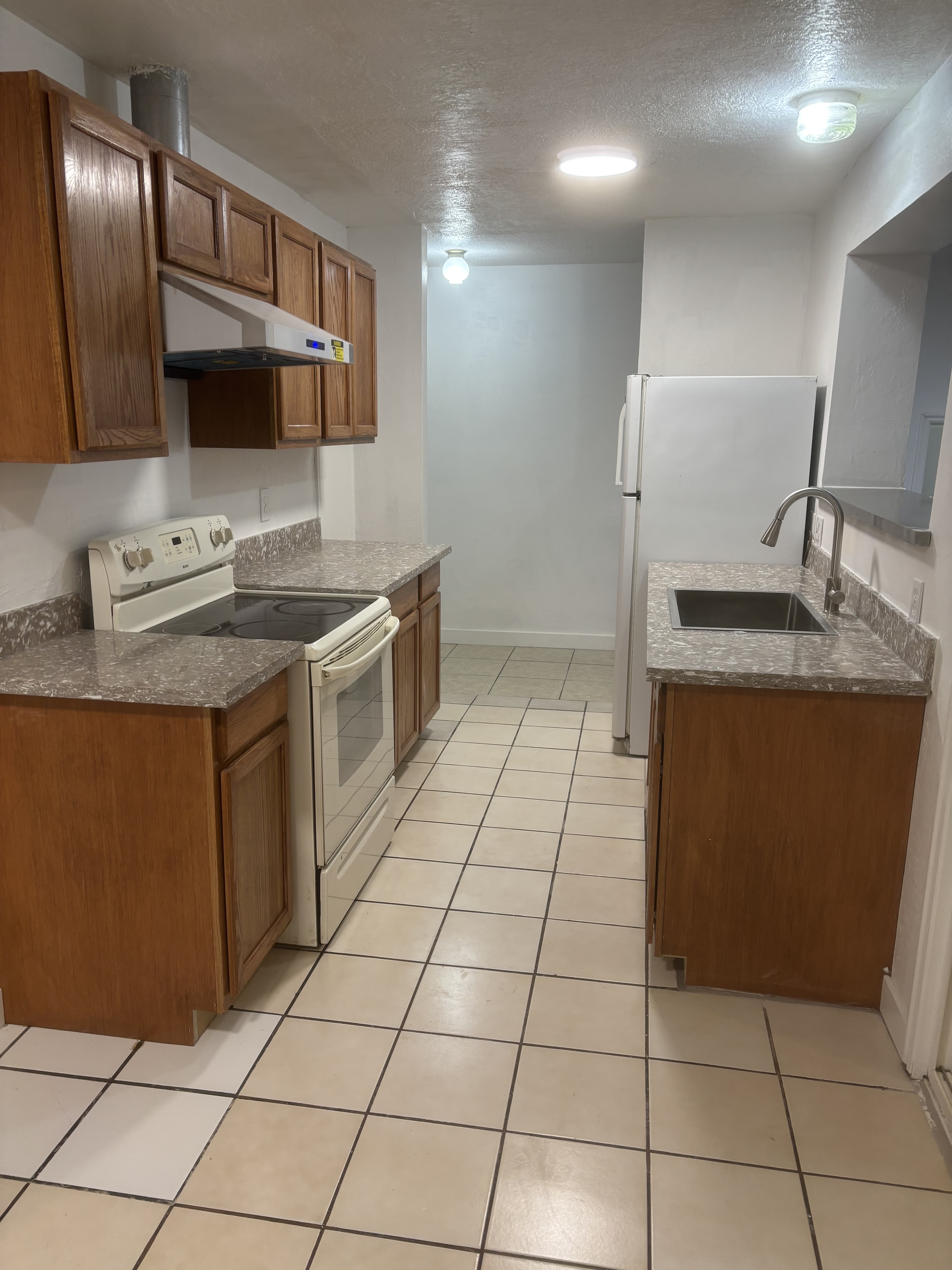 West Valley City House: 4109 S Hopi Dr