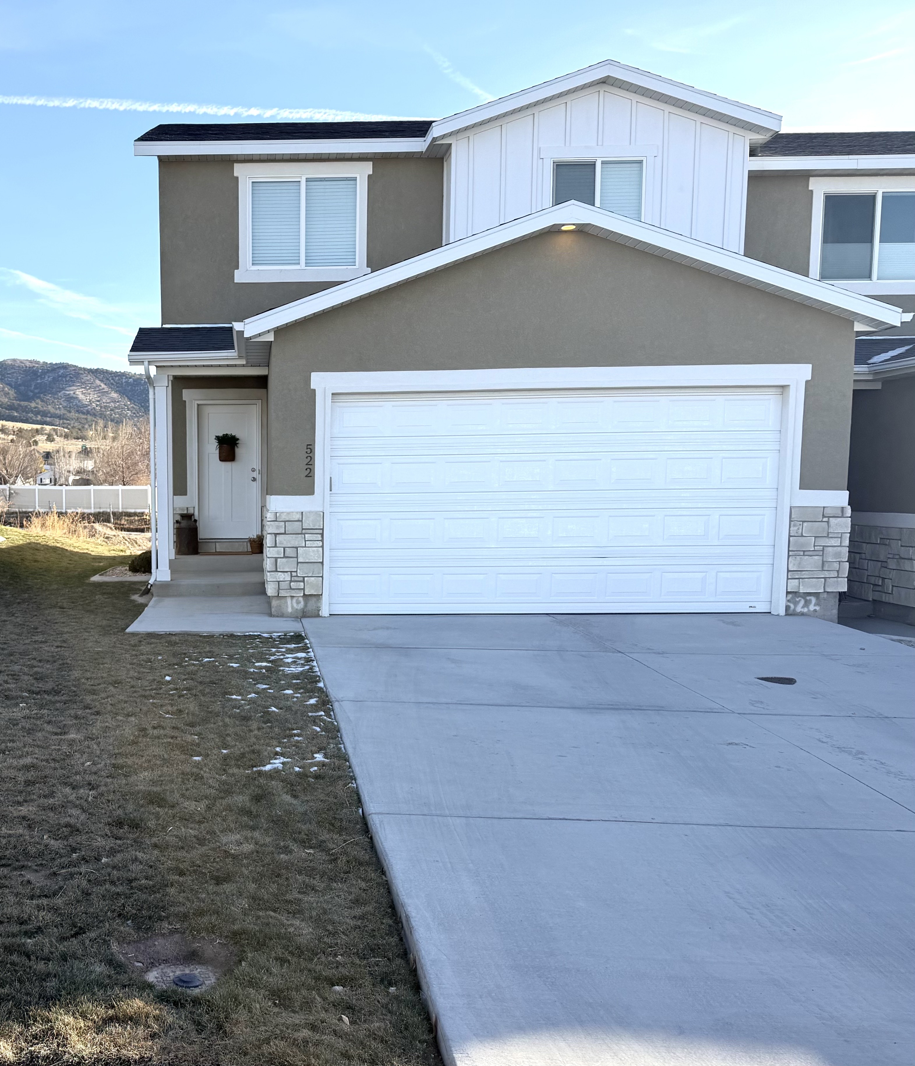 Nephi Townhome: 522 E 625 S