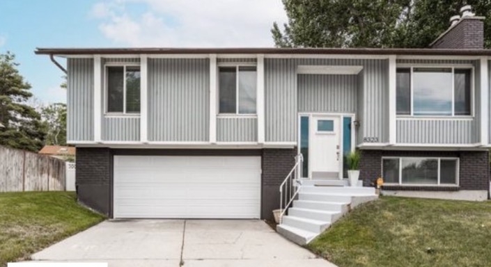 Sandy House: 8323 S Grambling Way