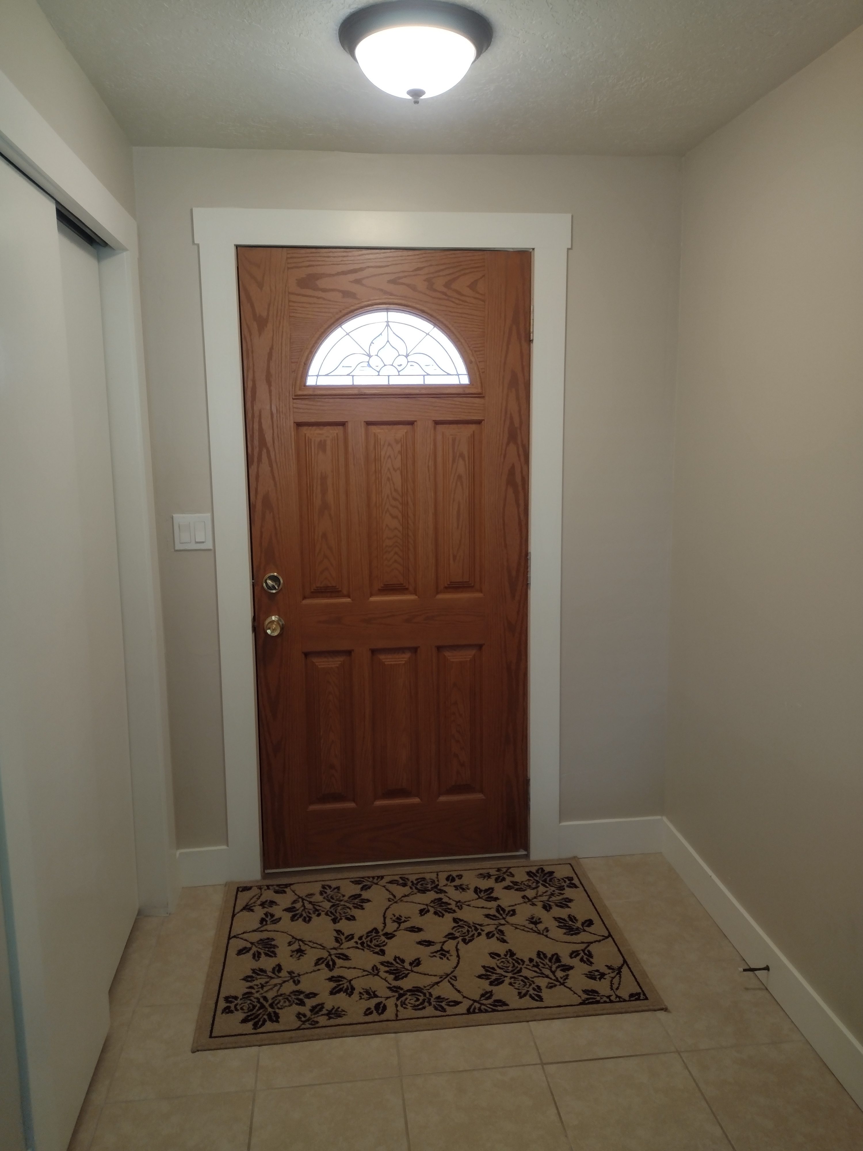 Logan House: 150 N 500 E