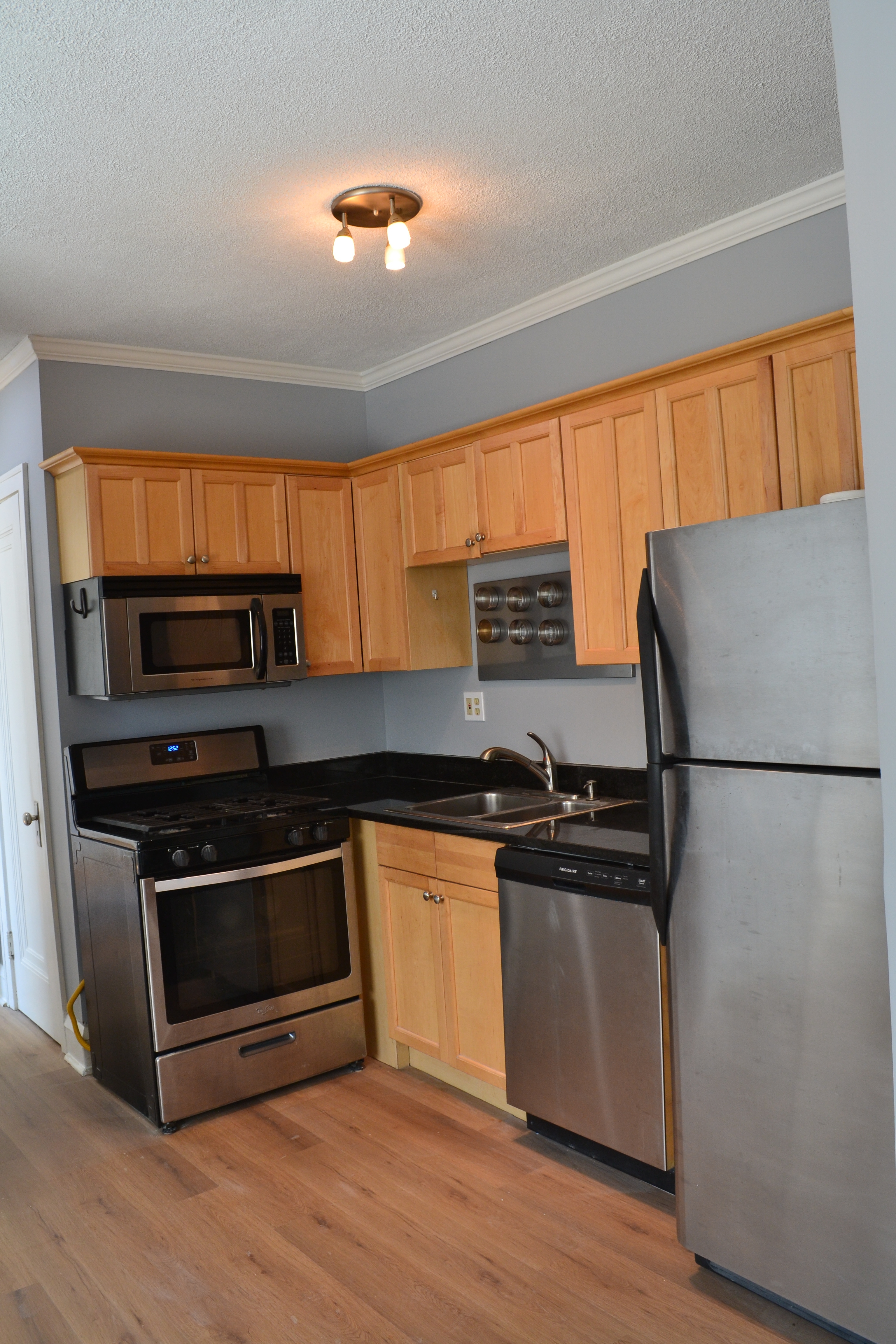 Minneapolis Condo: 2737 Blaisdell Ave