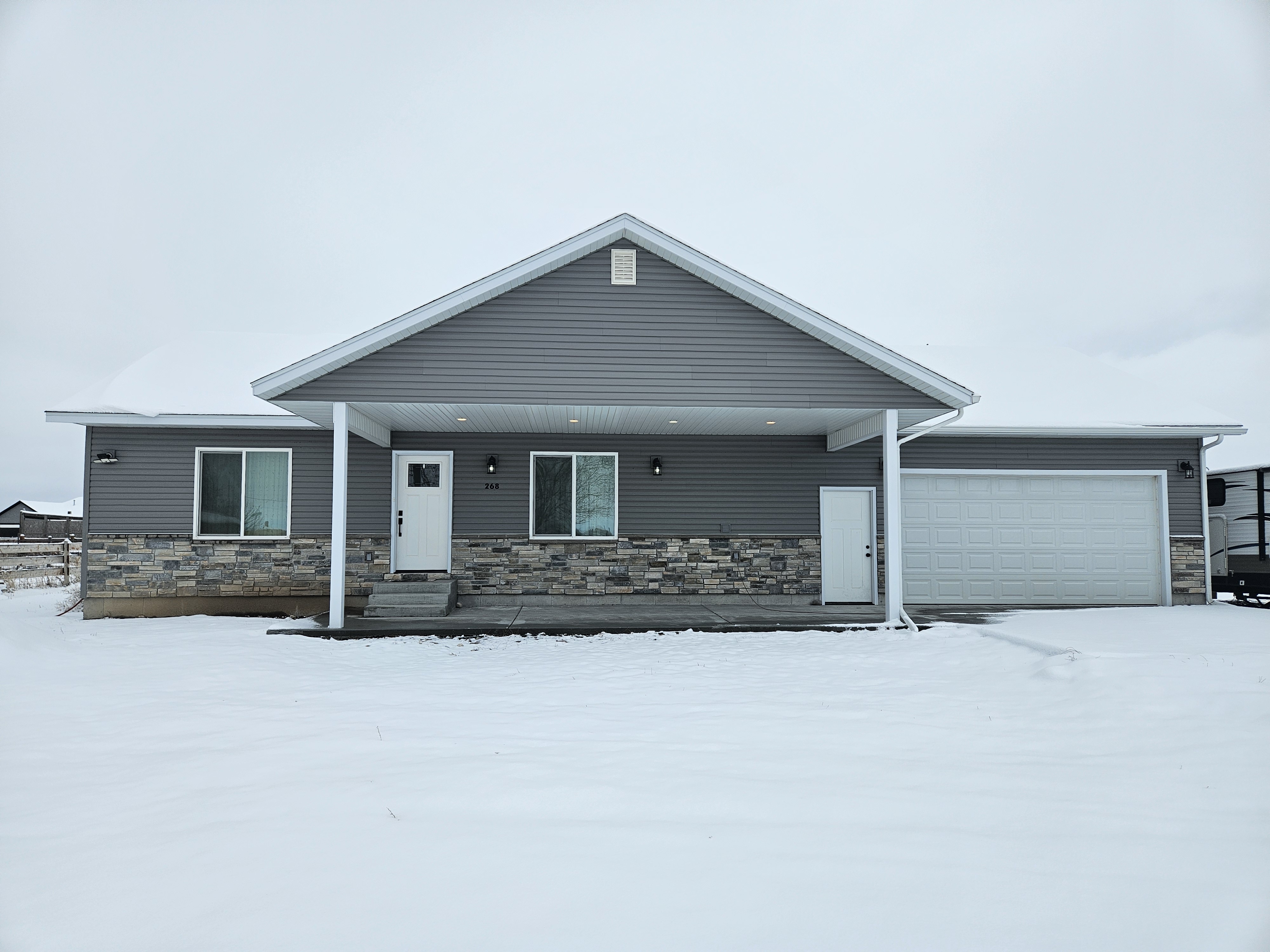 Rigby House: 268 N 3500 E