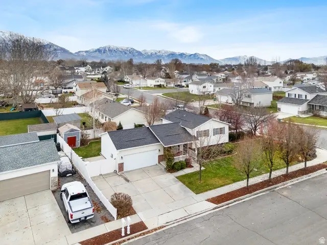 Lehi House: 333 S 1575 W