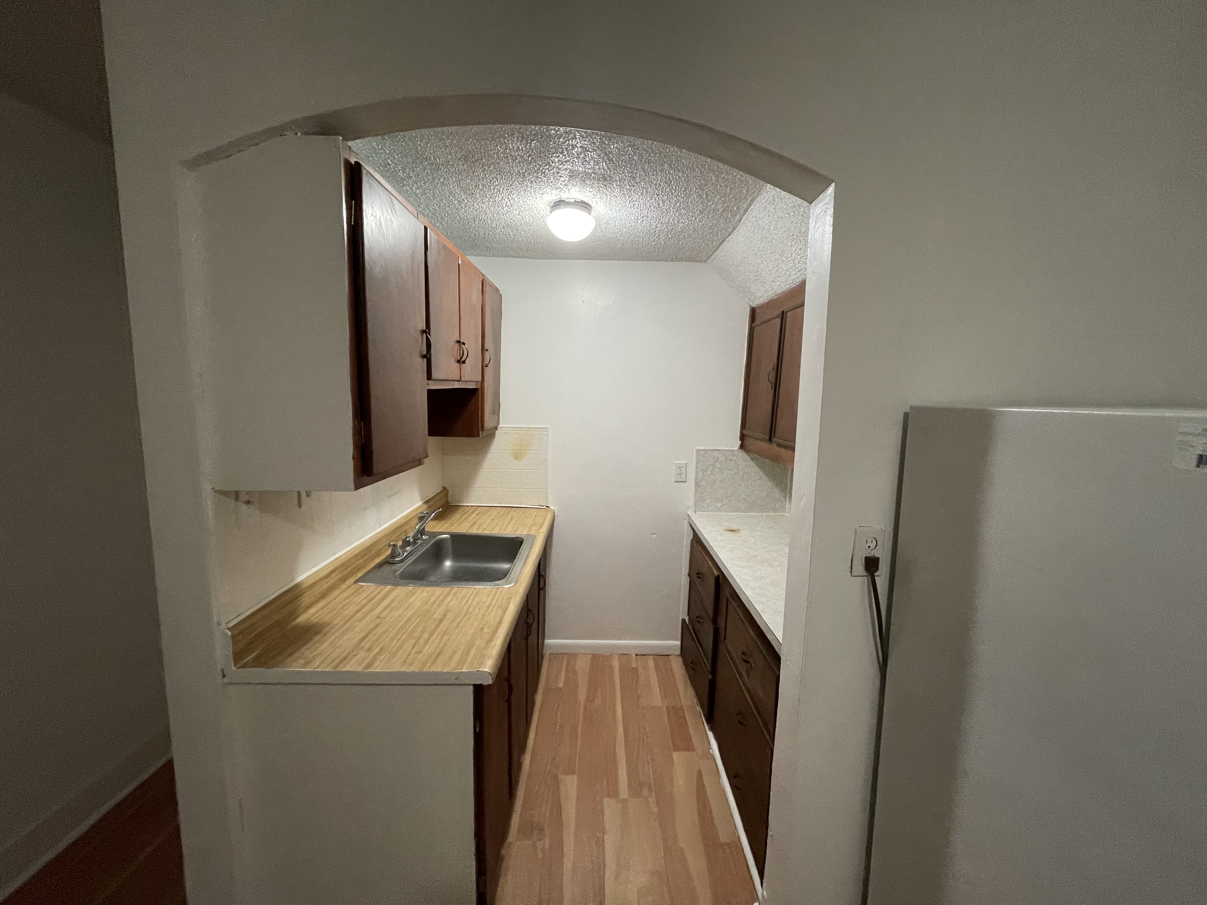 Pawtucket Apartment: 106 Carpenter St