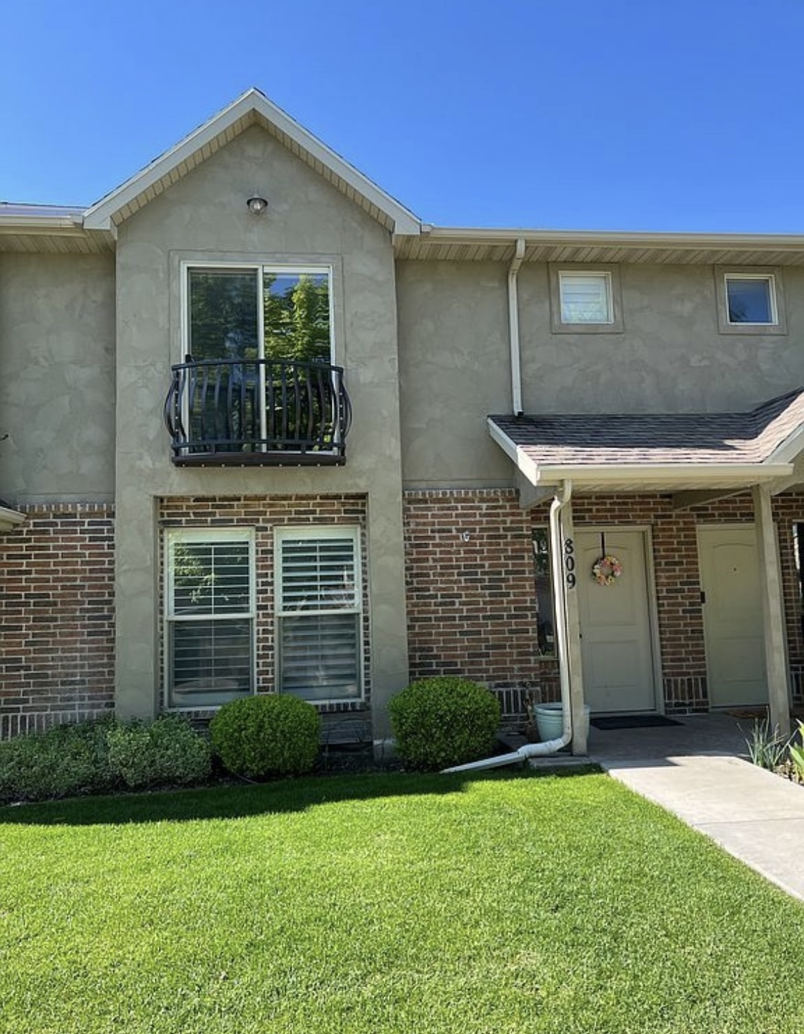 Springville Townhome: 809 W 175 S