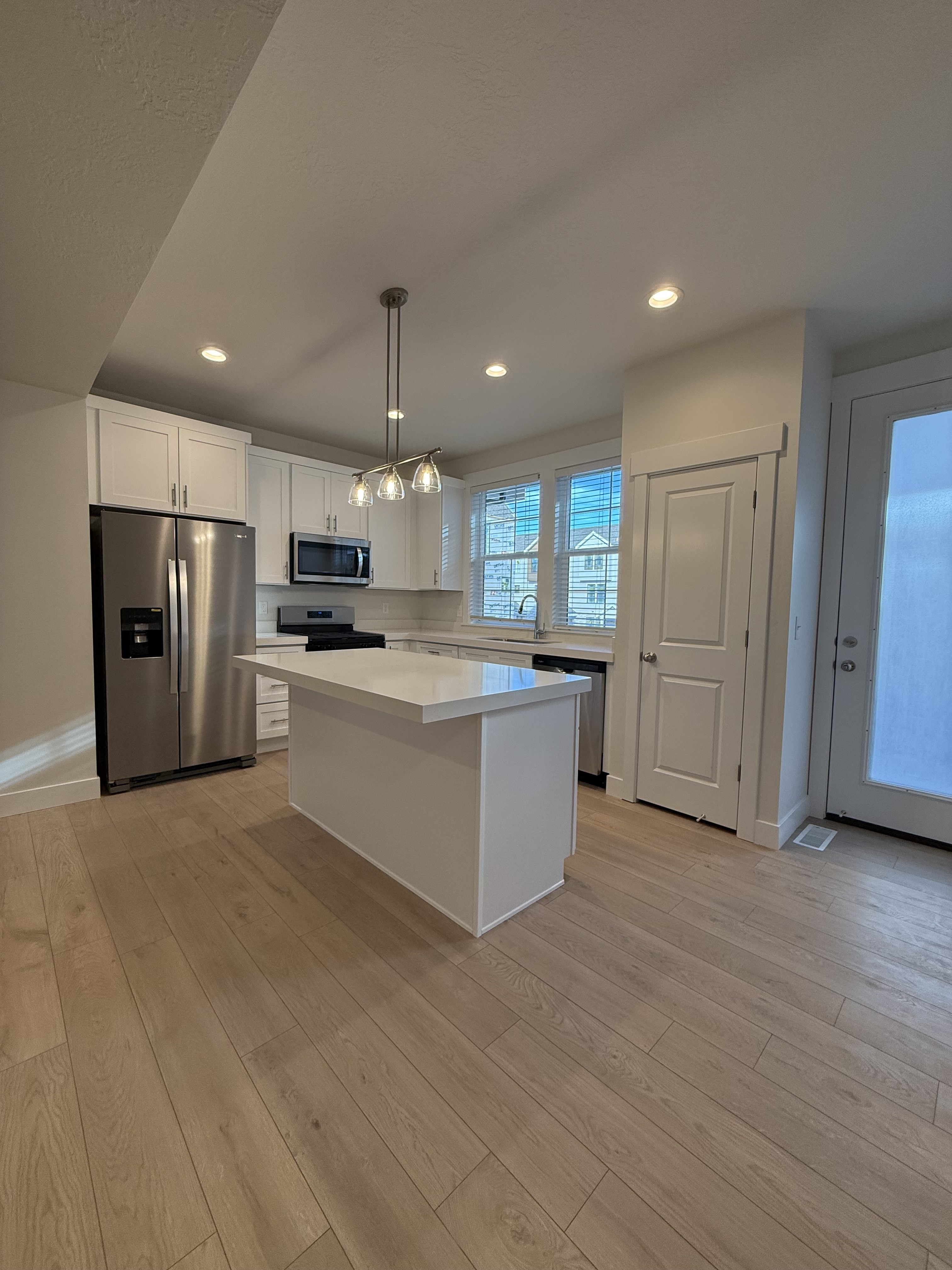 Midvale Townhome: 7356 S Dewmar Ct