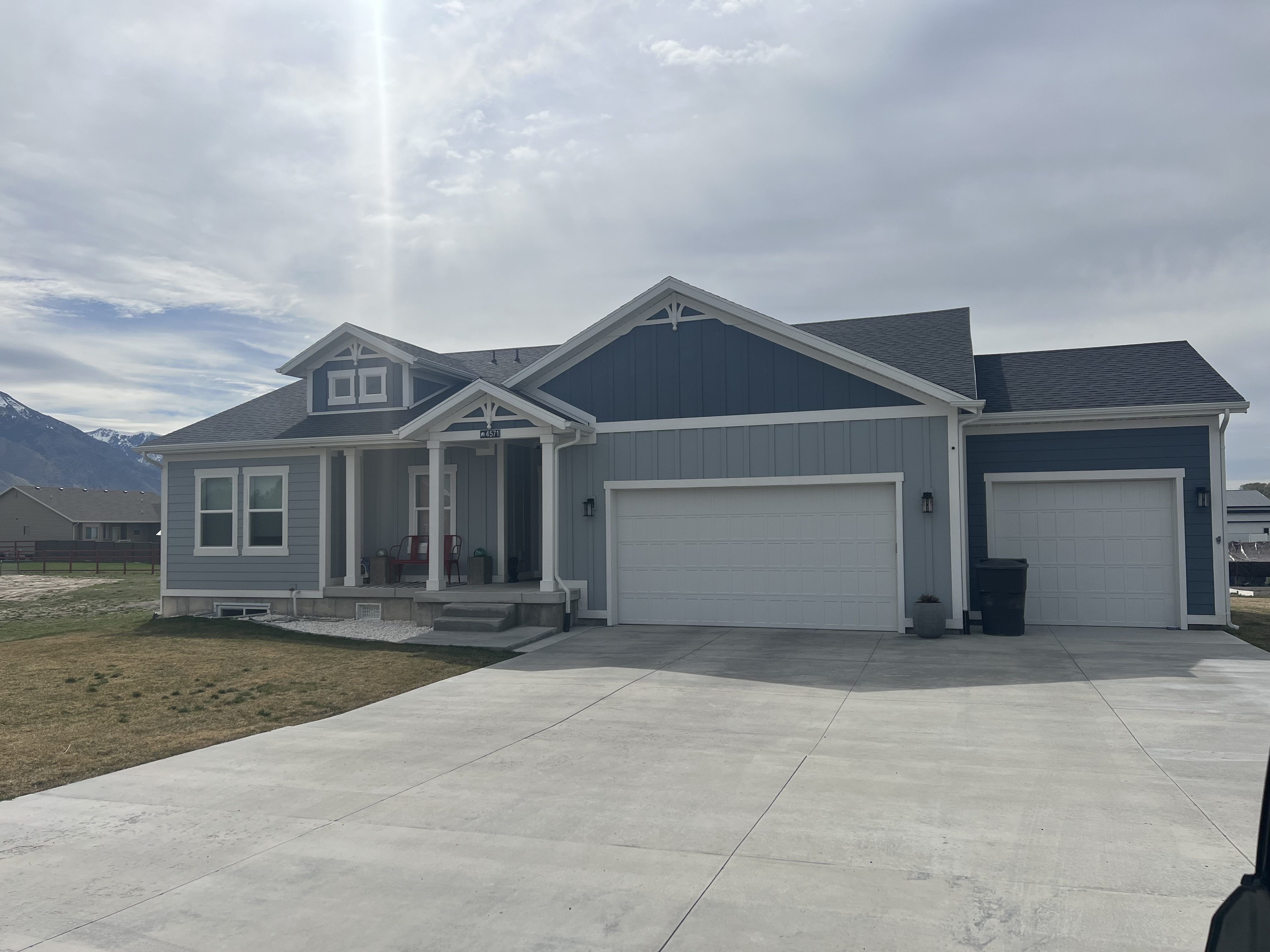 Garland House: 4571 W 13500 N