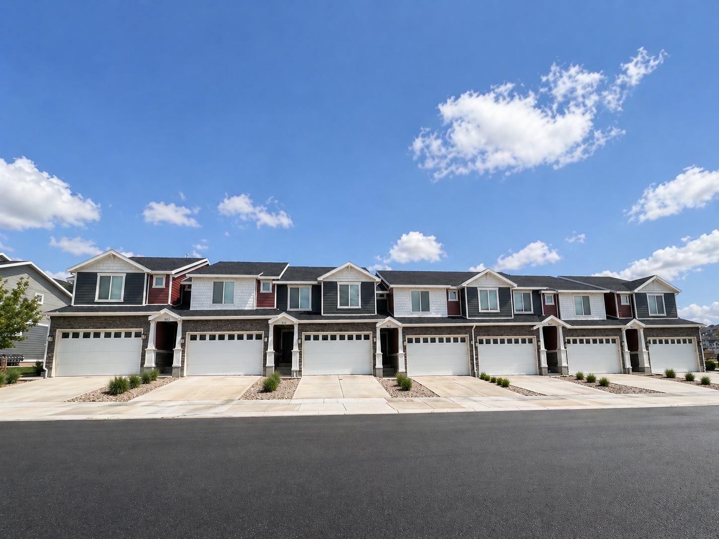Santaquin Townhome: 983 W Fox Run Ave
