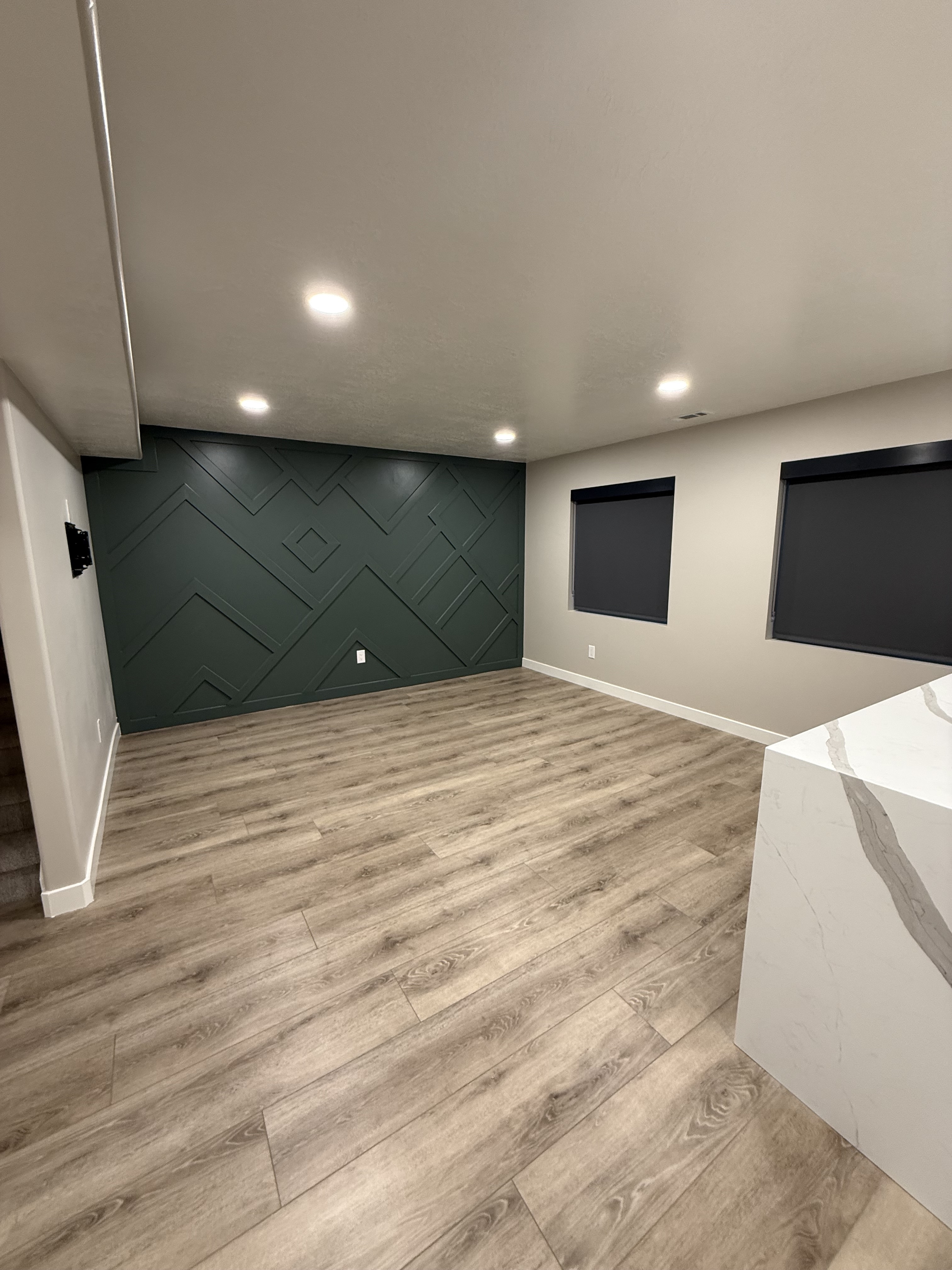 Magna In-Law/Basement: 2721 S Patricia Dr