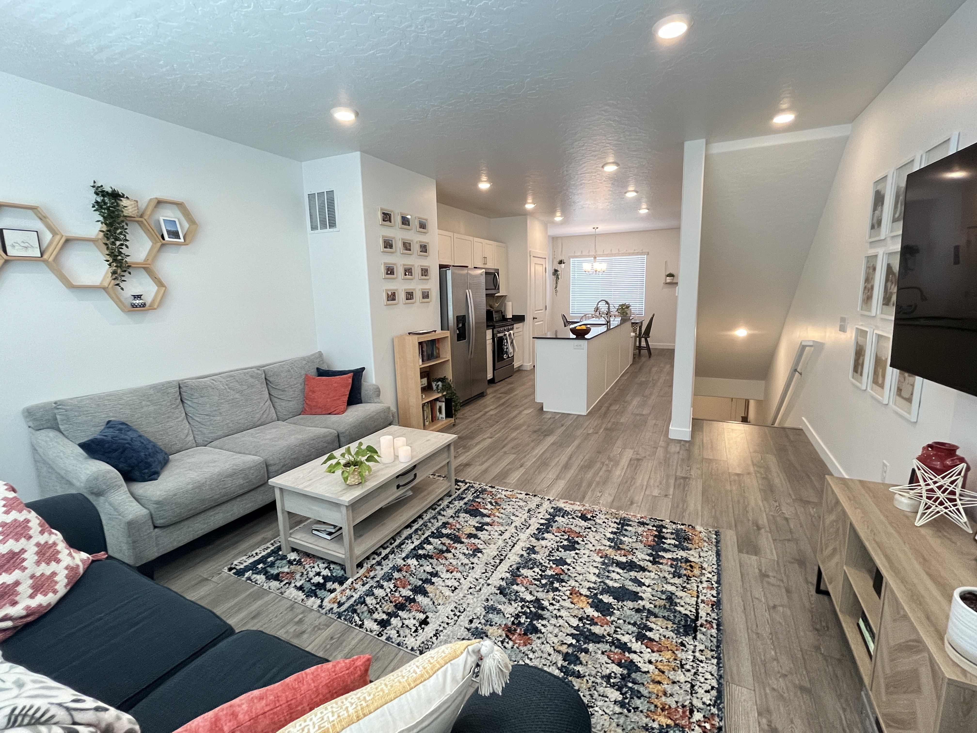 Saratoga Springs Townhome: 1061 E Waterway Ln