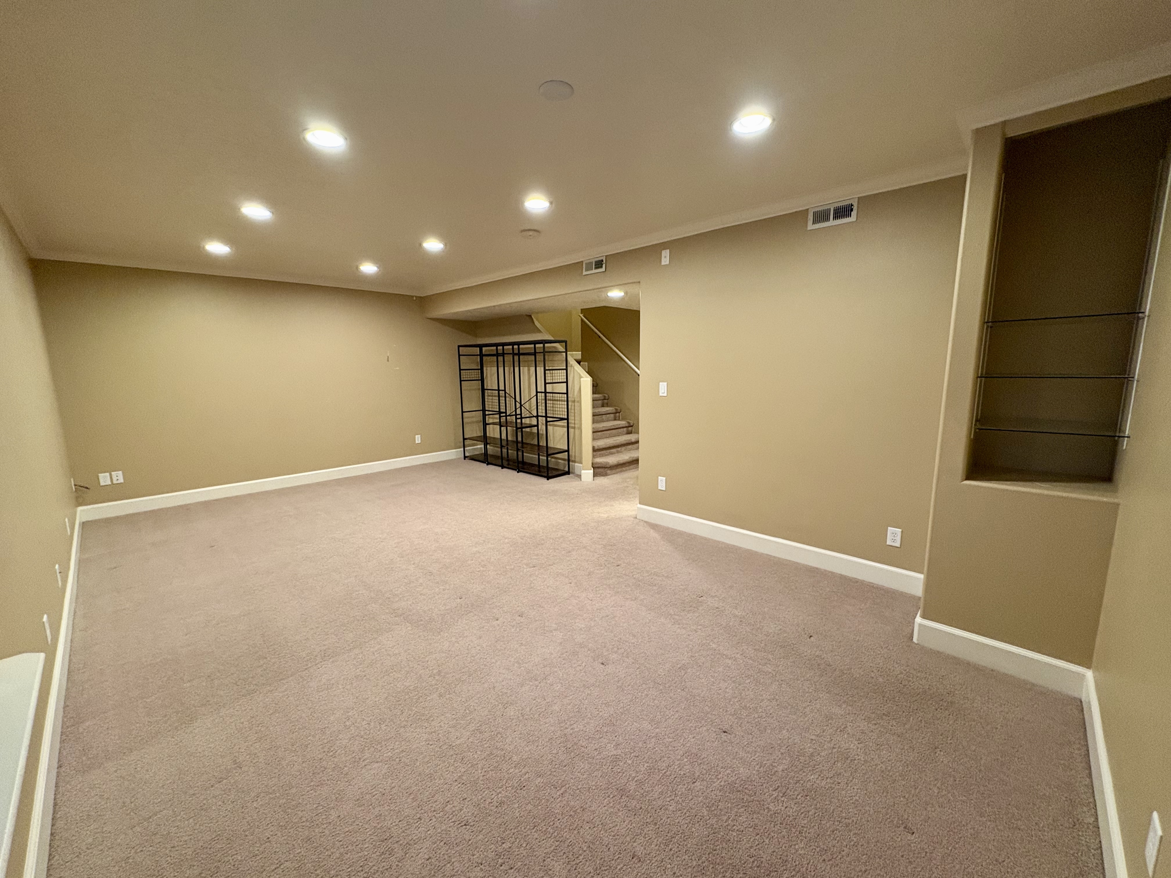 Orem Single Room: 898 N 980 W